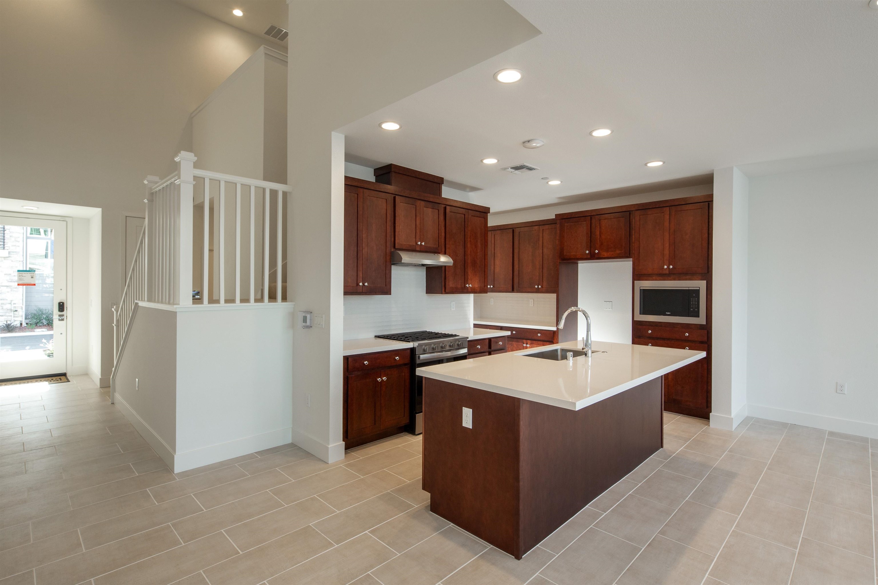 Detail Gallery Image 5 of 12 For 153 Compass Drive #2101,  Napa,  CA 94558 - 3 Beds | 2/1 Baths