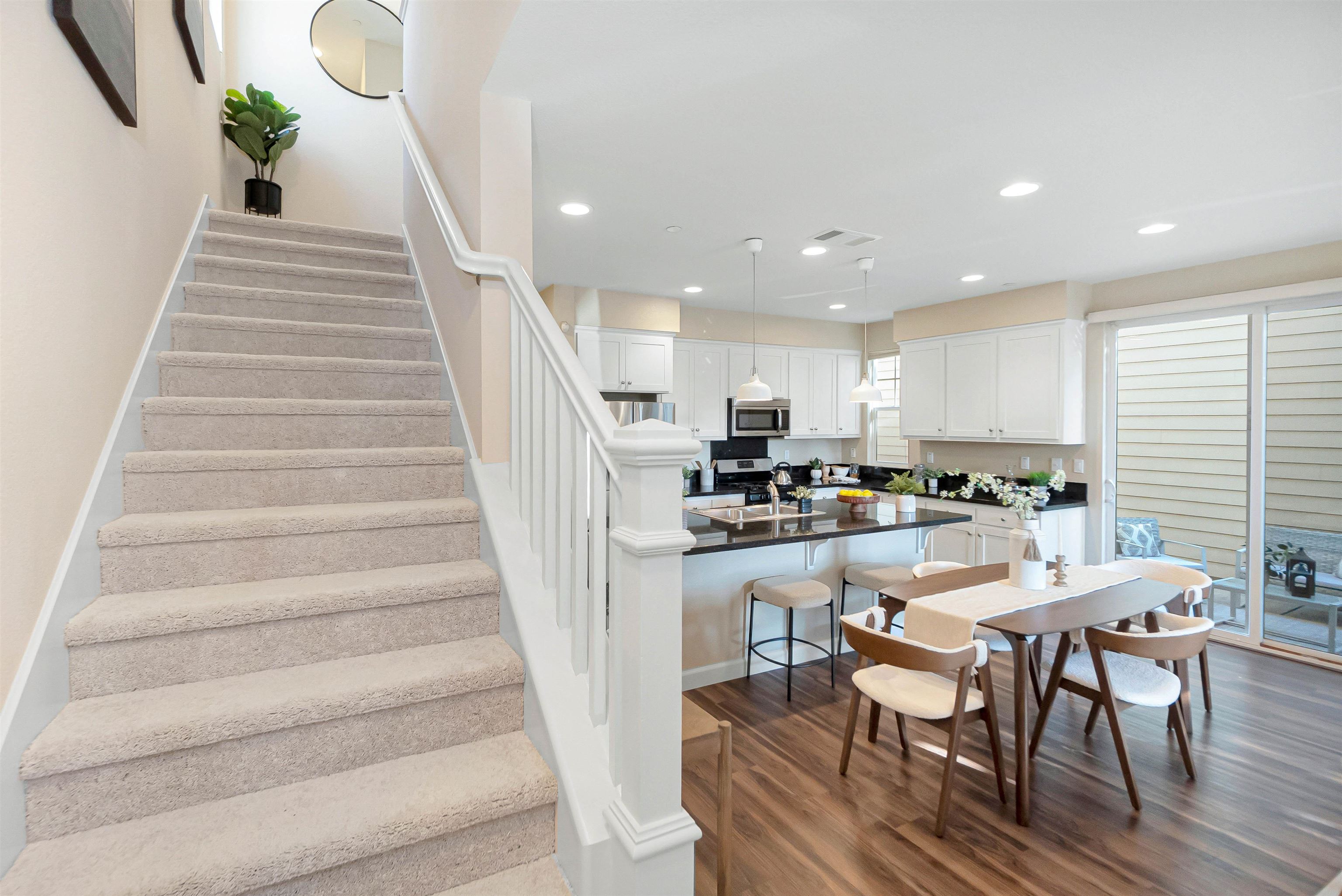 Detail Gallery Image 18 of 44 For 328 C St, Hayward,  CA 94541 - 4 Beds | 2/1 Baths