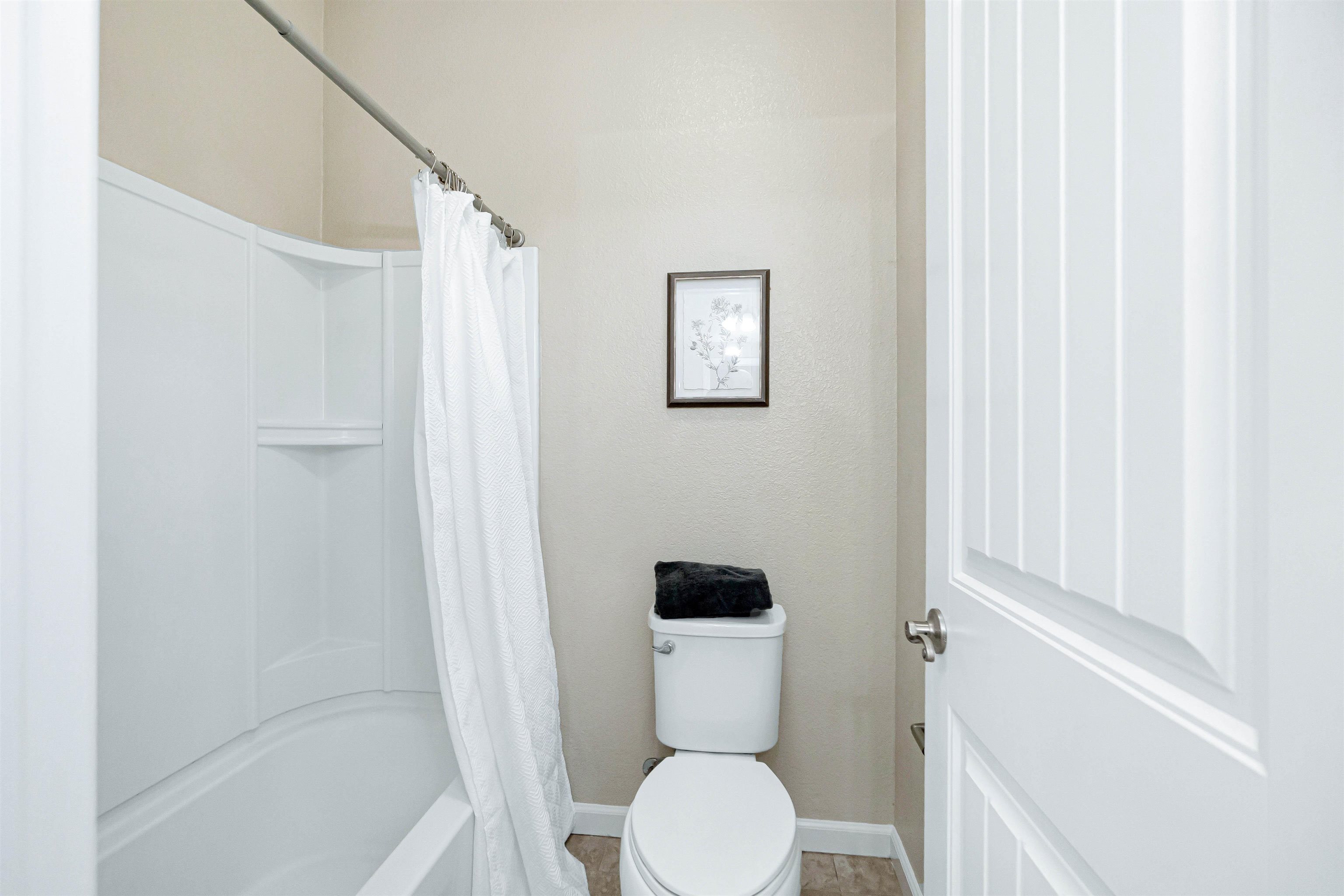 Detail Gallery Image 30 of 44 For 328 C St, Hayward,  CA 94541 - 4 Beds | 2/1 Baths