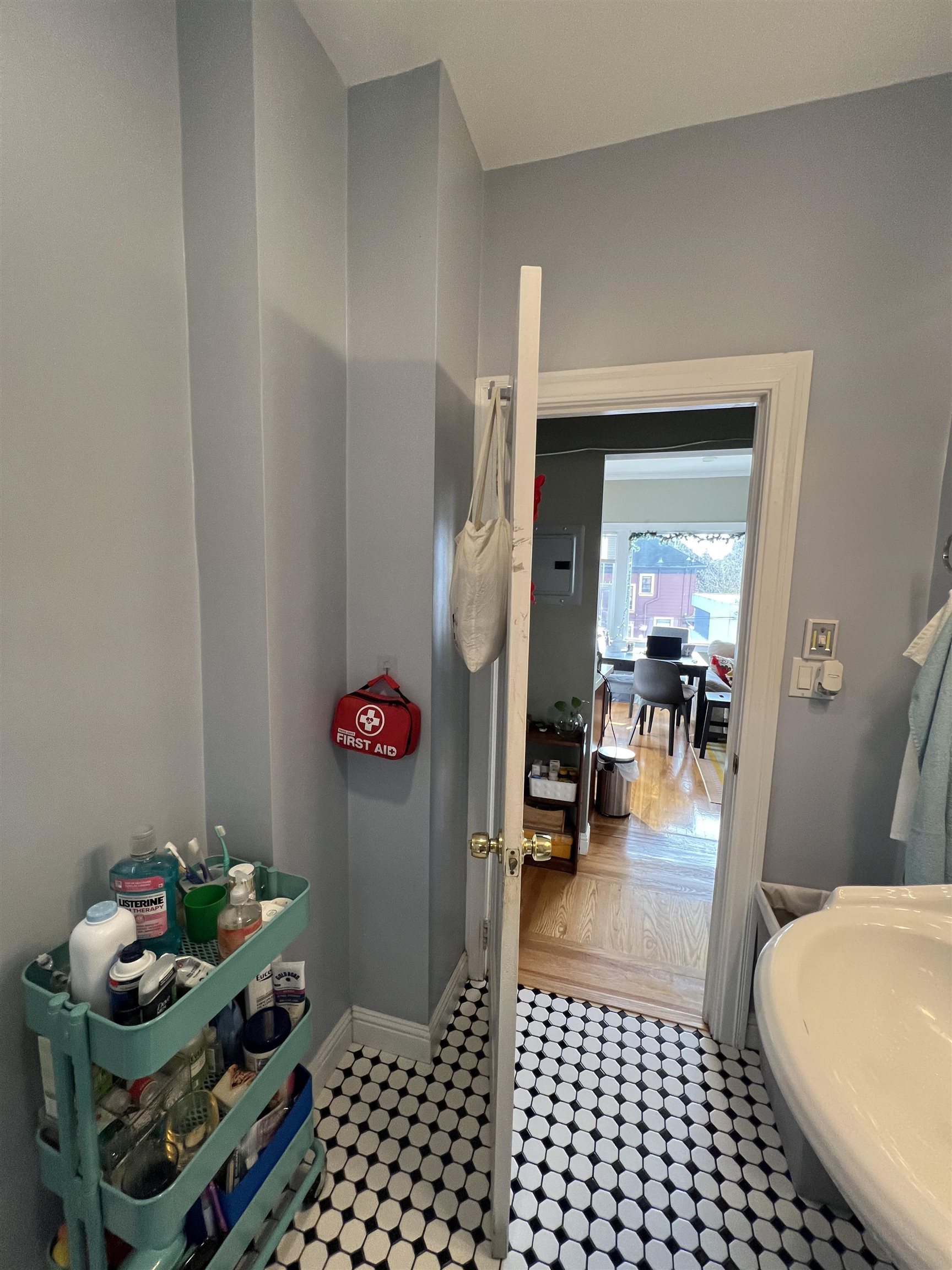 Detail Gallery Image 11 of 14 For 1528 Milvia St, Berkeley,  CA 94709 - 2 Beds | 1 Baths