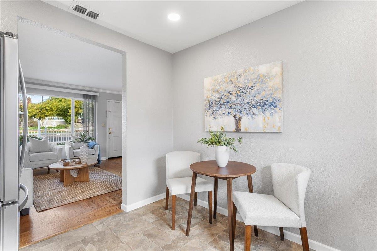 Detail Gallery Image 15 of 31 For 3975 Wilson Ave, Castro Valley,  CA 94546 - 2 Beds | 1 Baths