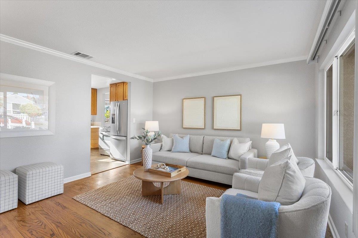 Detail Gallery Image 7 of 31 For 3975 Wilson Ave, Castro Valley,  CA 94546 - 2 Beds | 1 Baths