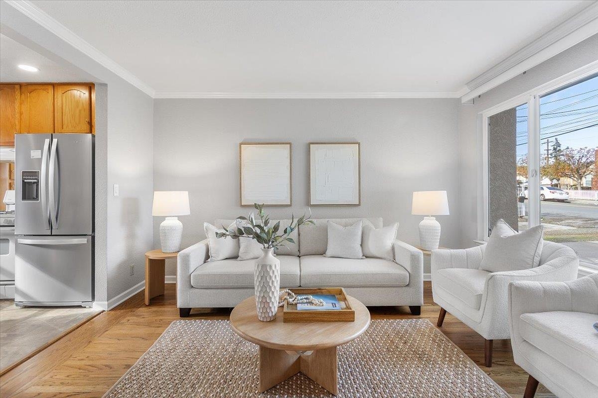 Detail Gallery Image 8 of 31 For 3975 Wilson Ave, Castro Valley,  CA 94546 - 2 Beds | 1 Baths