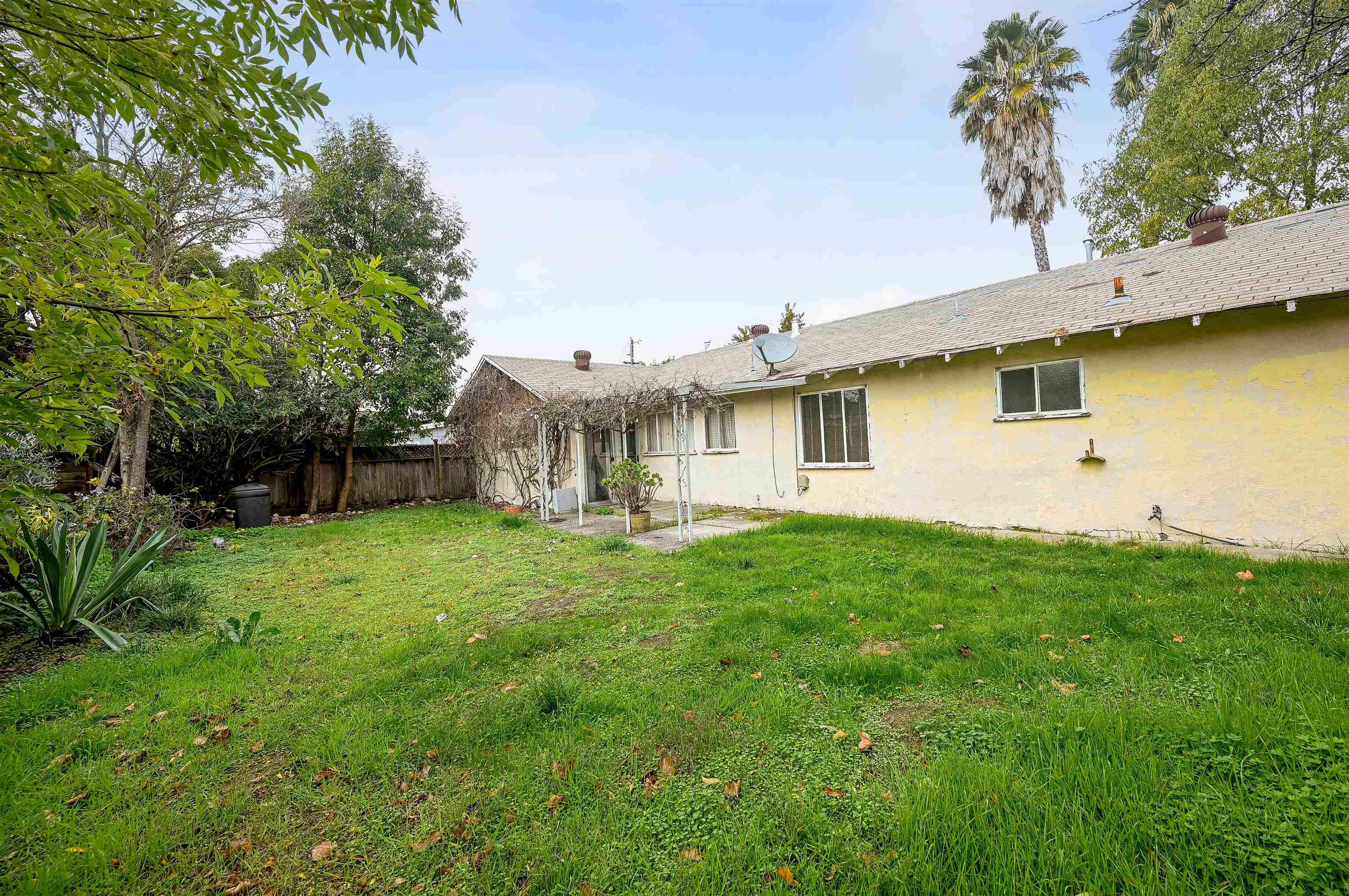 Detail Gallery Image 21 of 22 For 107 Adria Dr, Pleasant Hill,  CA 94523 - 3 Beds | 1 Baths