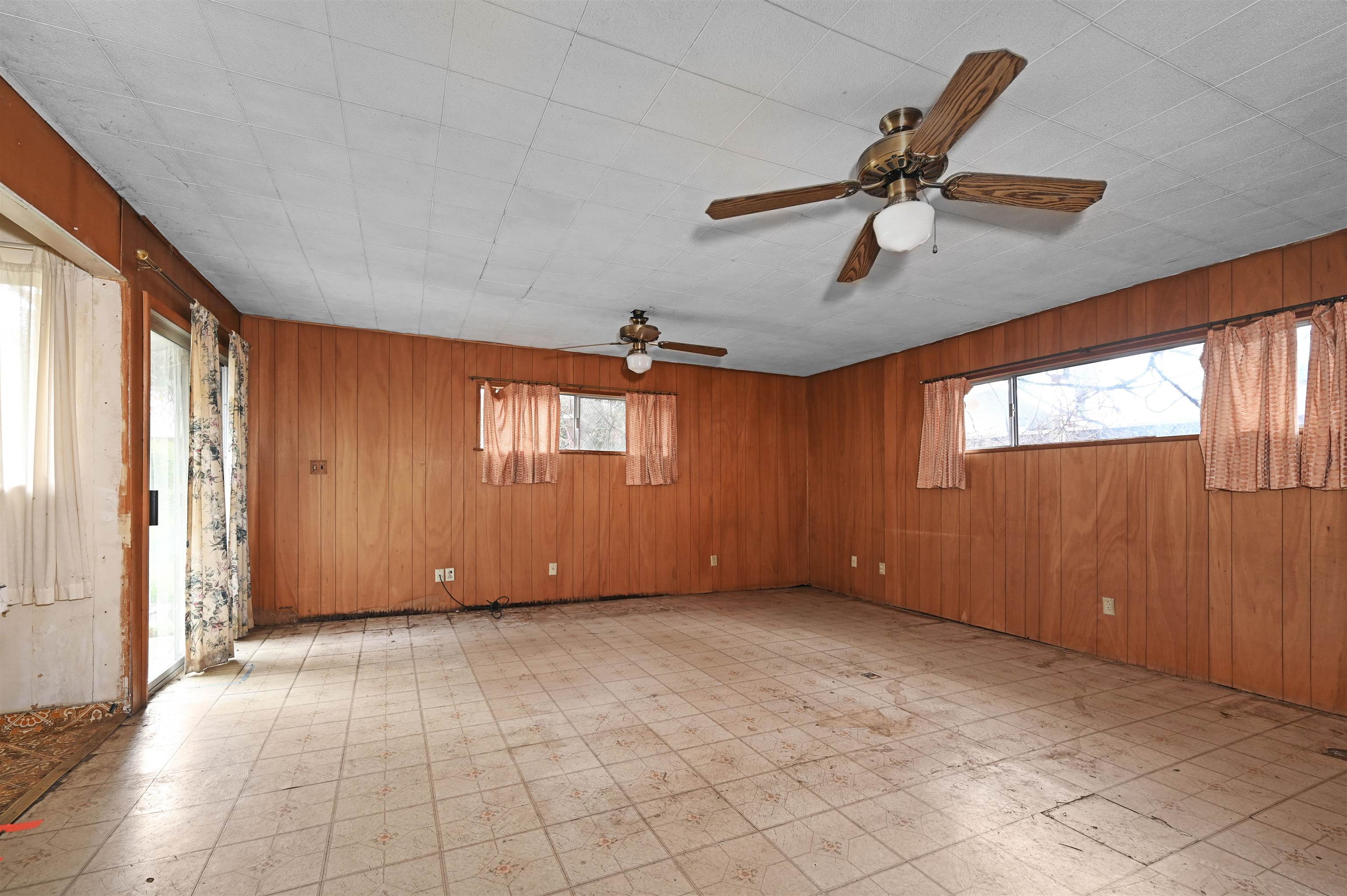 Detail Gallery Image 8 of 22 For 107 Adria Dr, Pleasant Hill,  CA 94523 - 3 Beds | 1 Baths