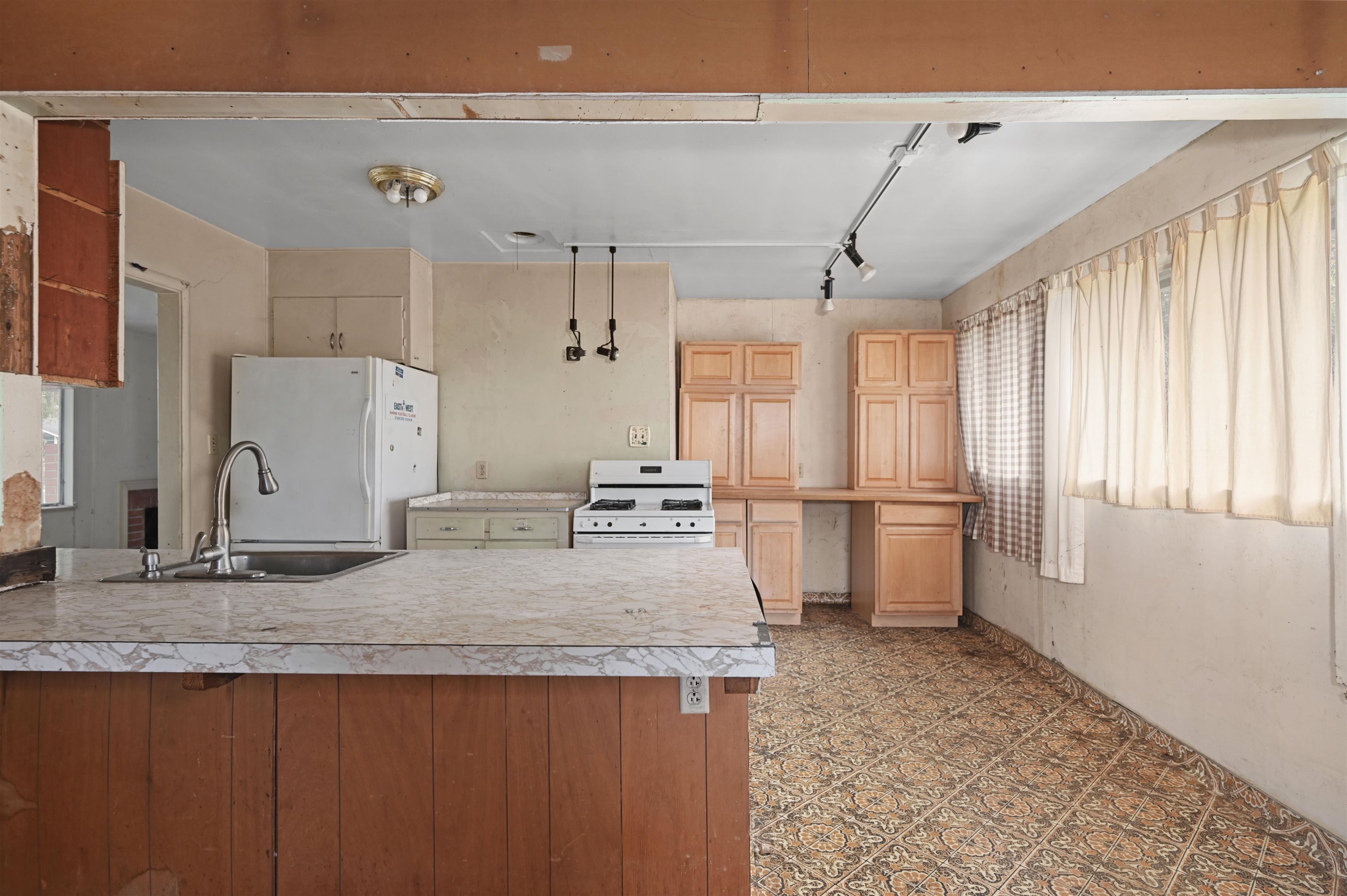 Detail Gallery Image 9 of 22 For 107 Adria Dr, Pleasant Hill,  CA 94523 - 3 Beds | 1 Baths