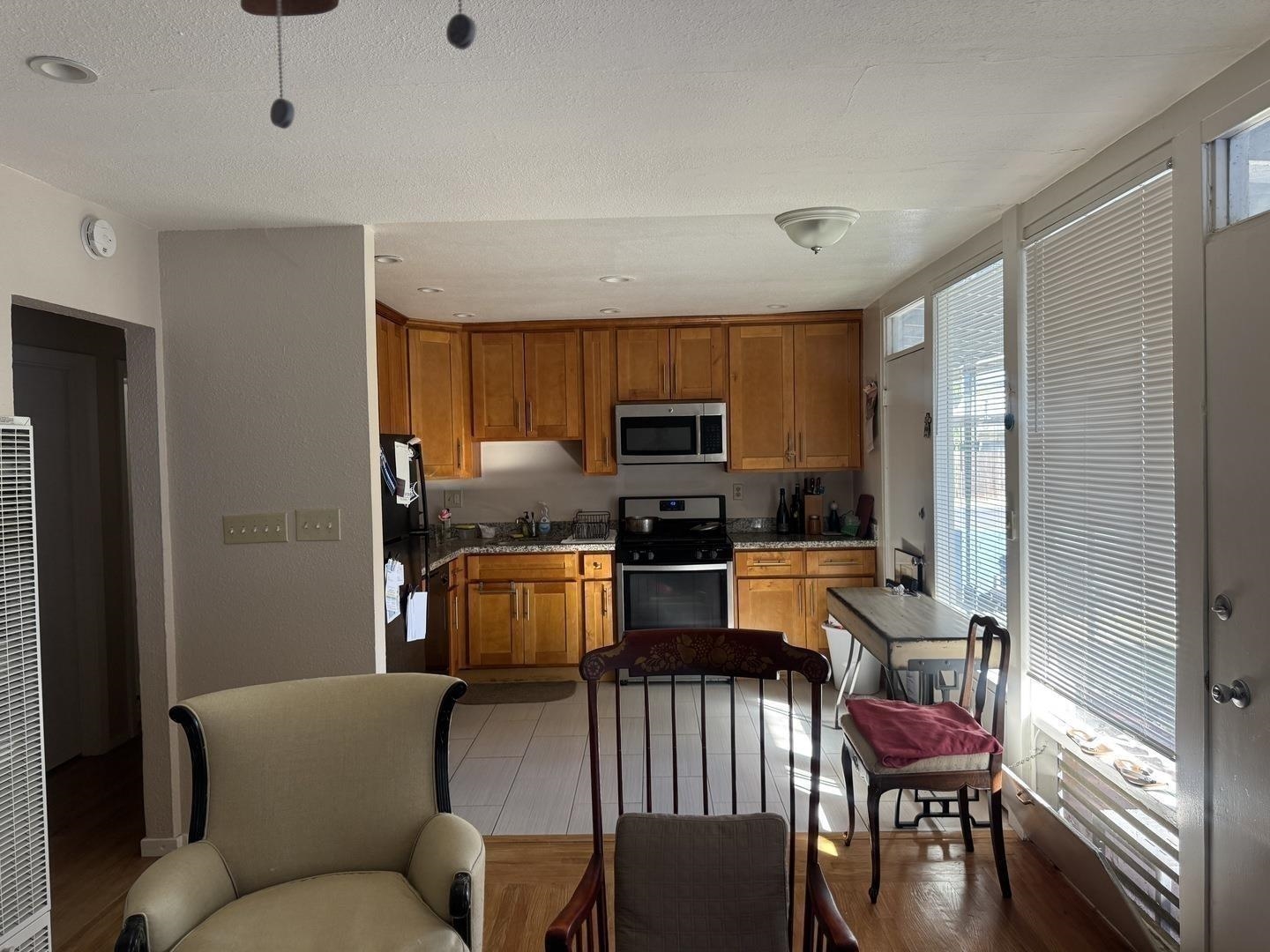 Detail Gallery Image 7 of 14 For 2031 Lee Ave, Napa,  CA 94559 - – Beds | – Baths