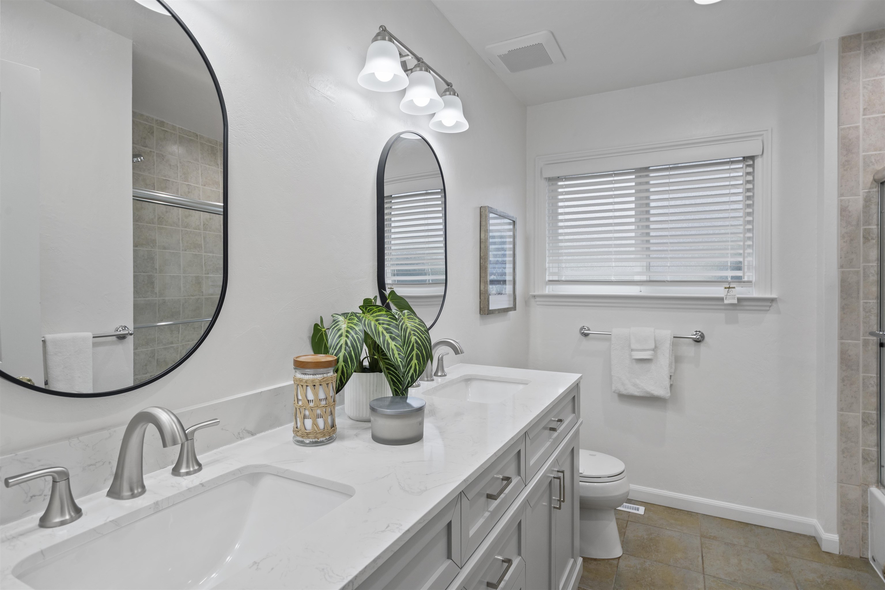 Detail Gallery Image 33 of 43 For 5607 Lassen Ct, Clayton,  CA 94517 - 3 Beds | 2 Baths