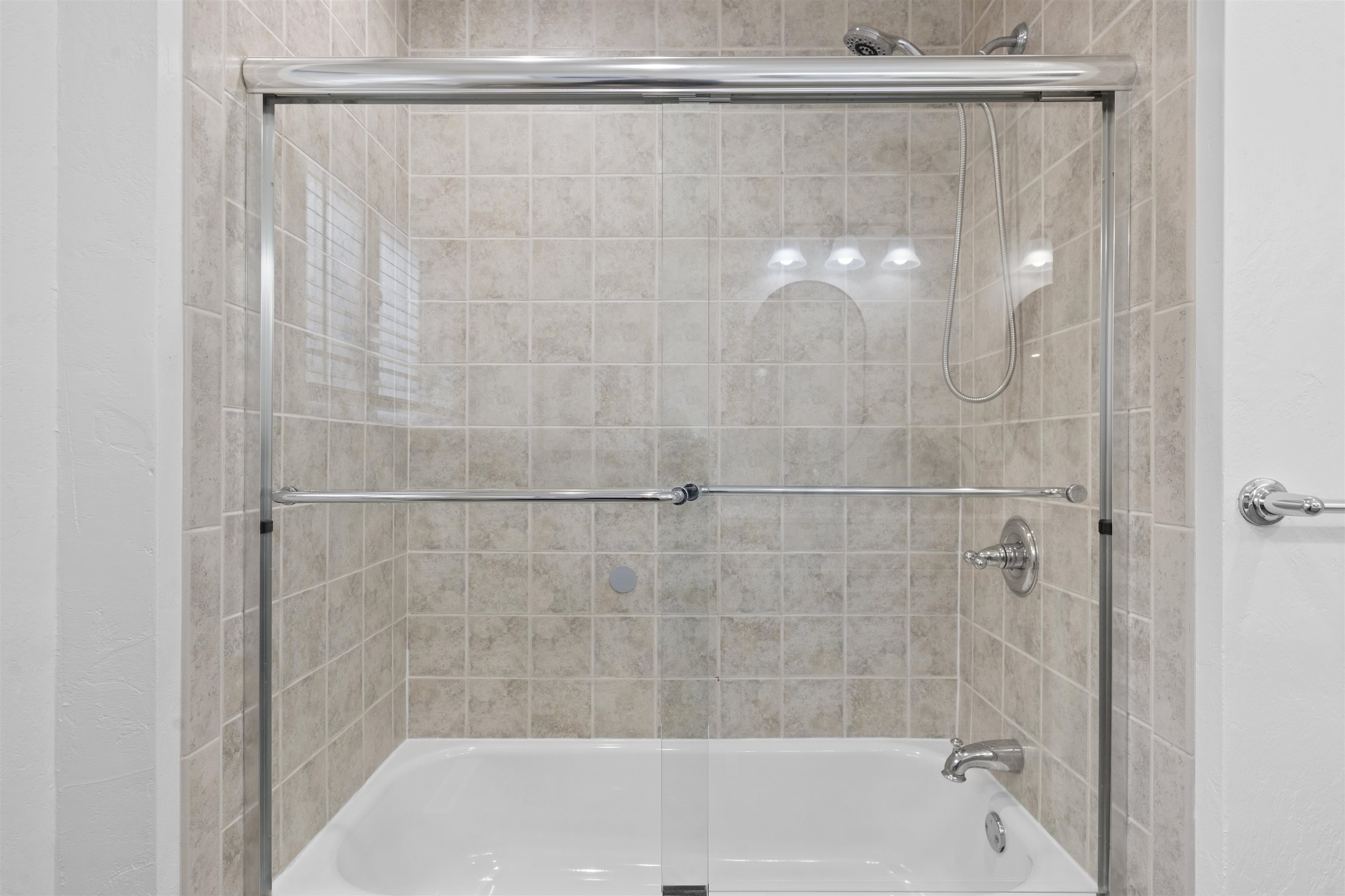 Detail Gallery Image 35 of 43 For 5607 Lassen Ct, Clayton,  CA 94517 - 3 Beds | 2 Baths