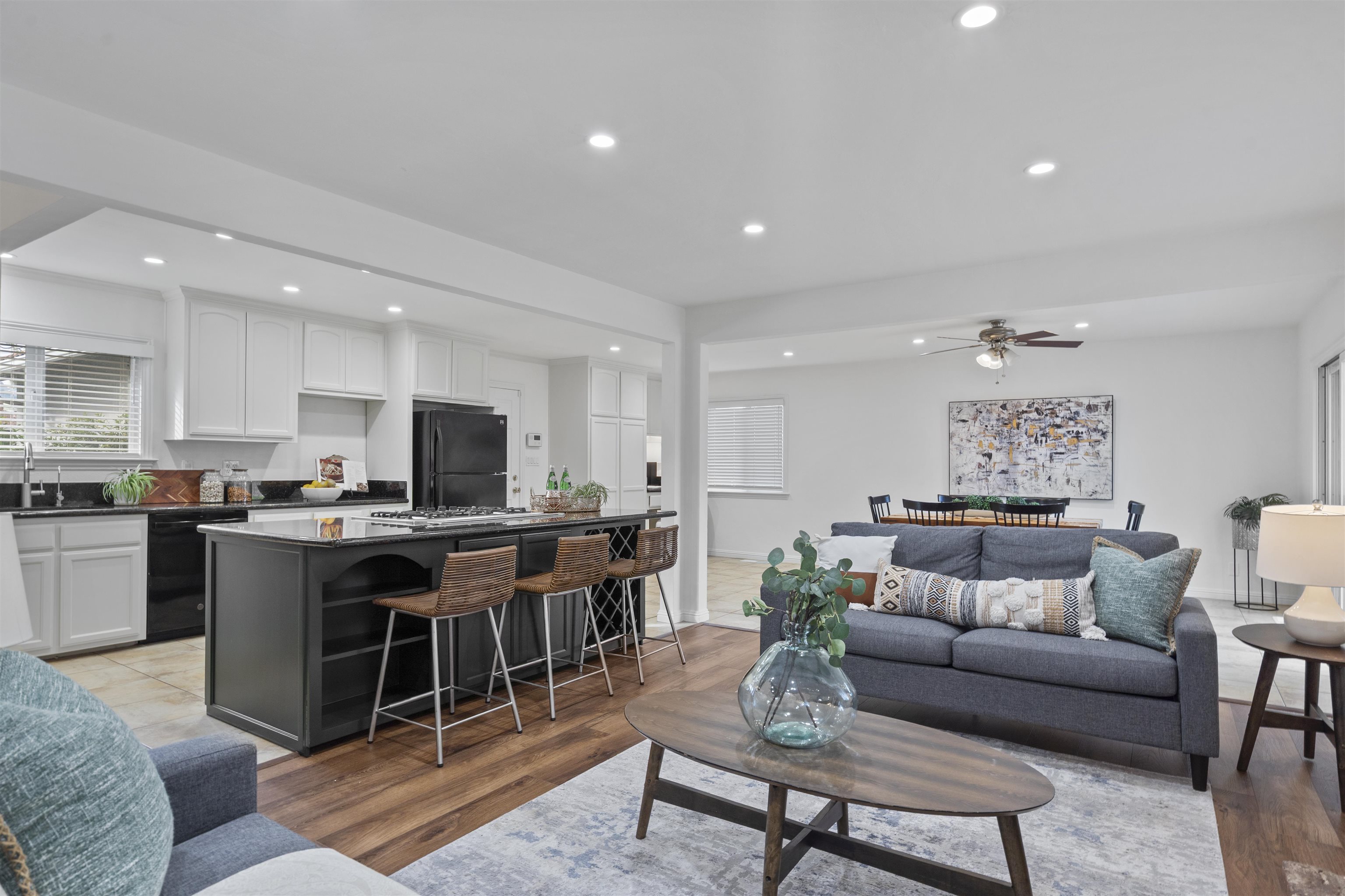 Detail Gallery Image 10 of 43 For 5607 Lassen Ct, Clayton,  CA 94517 - 3 Beds | 2 Baths