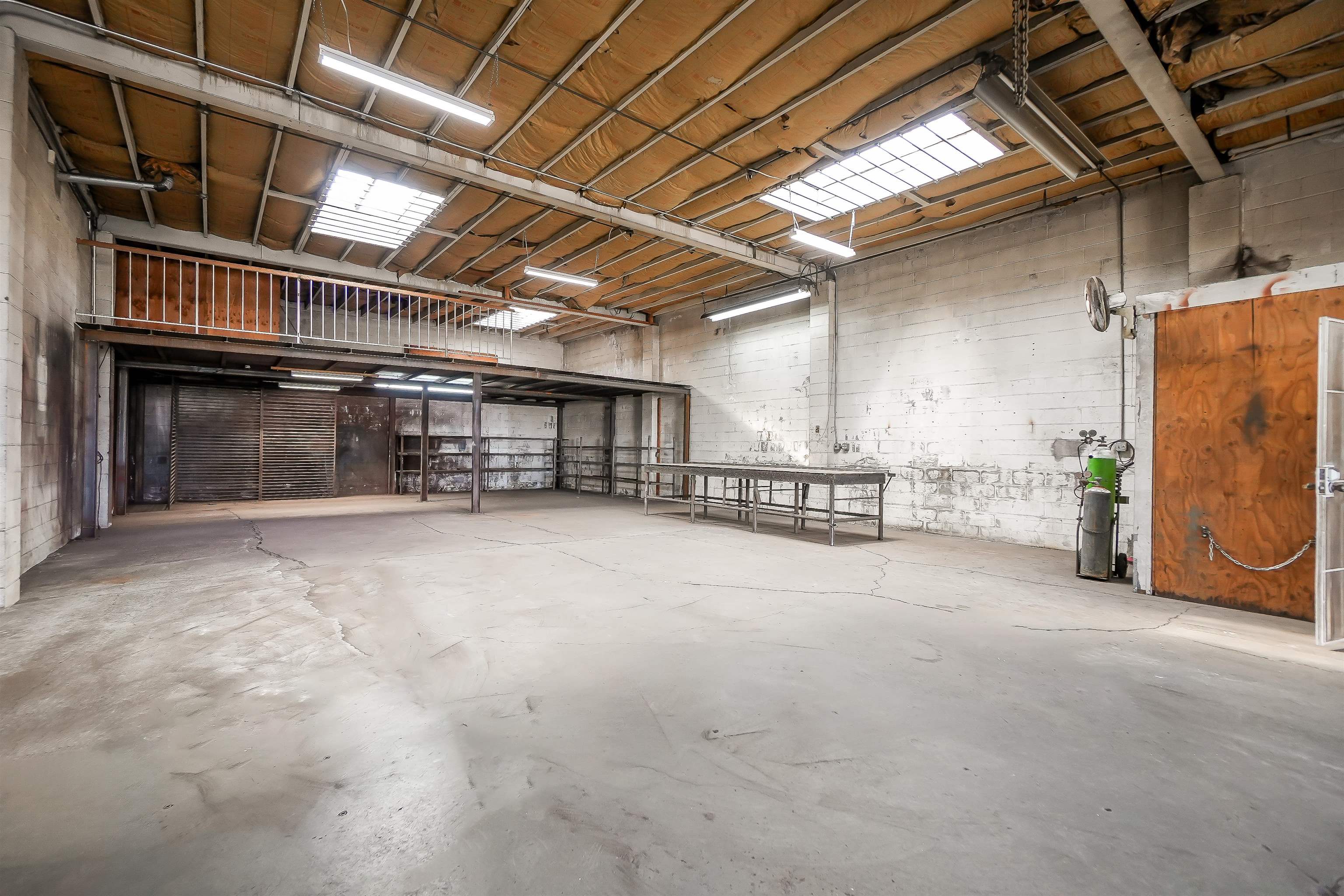 Detail Gallery Image 11 of 24 For 954 86th Ave, Oakland,  CA 94621 - – Beds | – Baths