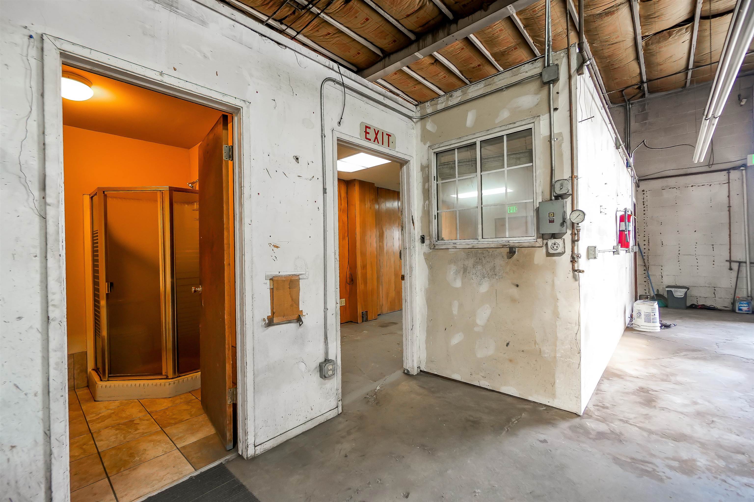 Detail Gallery Image 19 of 24 For 954 86th Ave, Oakland,  CA 94621 - – Beds | – Baths