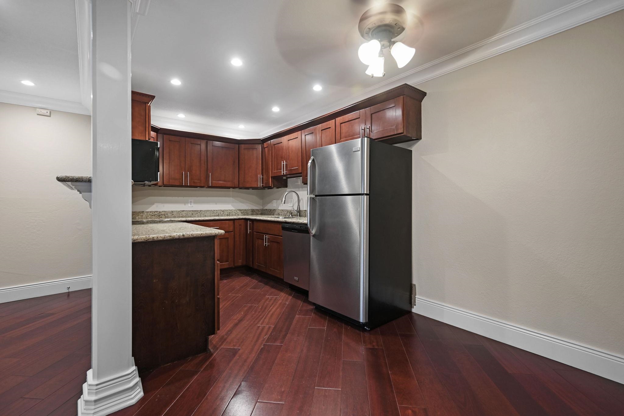 Detail Gallery Image 12 of 37 For 1463 Marchbanks Dr #2,  Walnut Creek,  CA 94598 - 2 Beds | 1 Baths