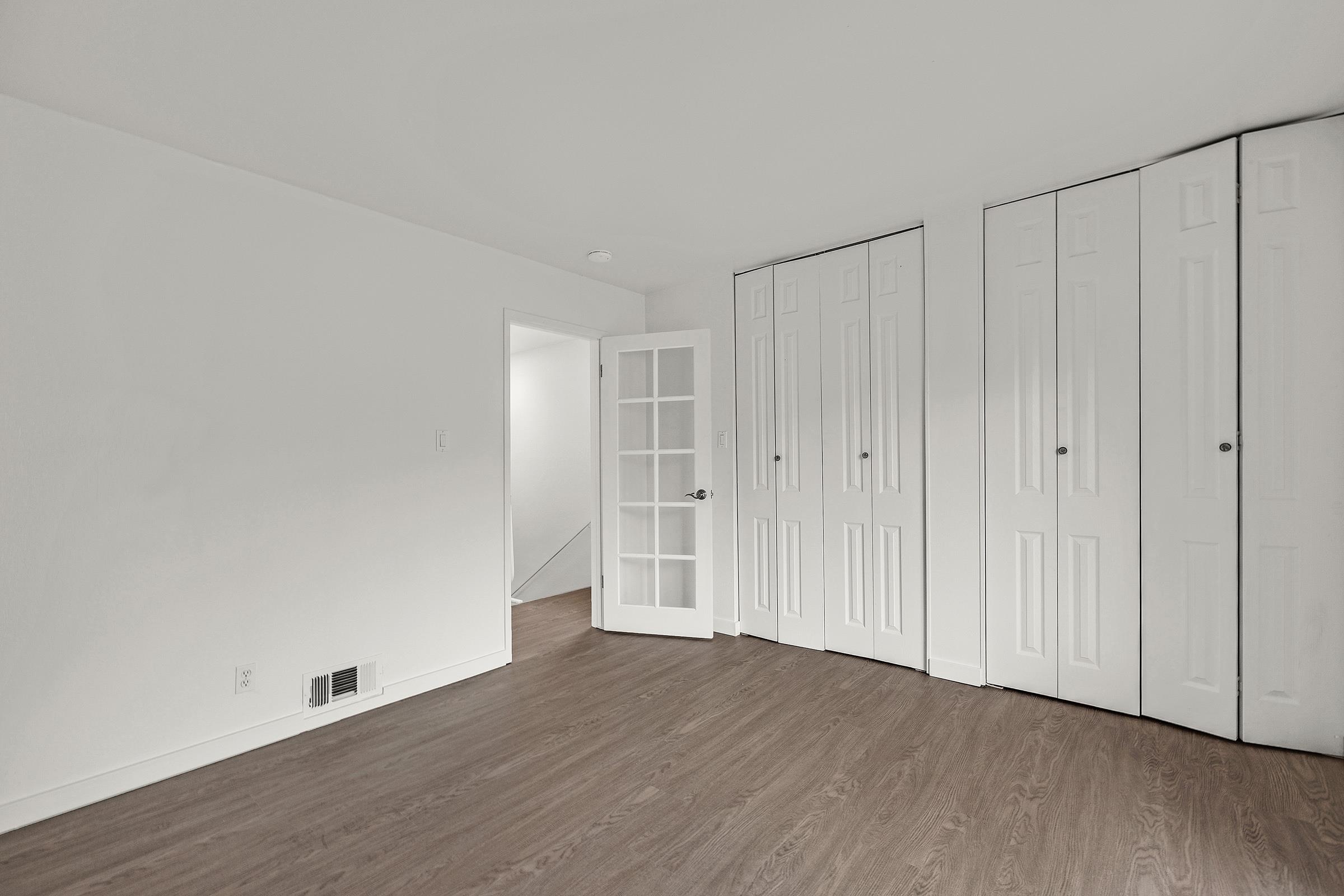 Detail Gallery Image 11 of 19 For 1470 Creekside Dr #34,  Walnut Creek,  CA 94596 - 2 Beds | 1/1 Baths