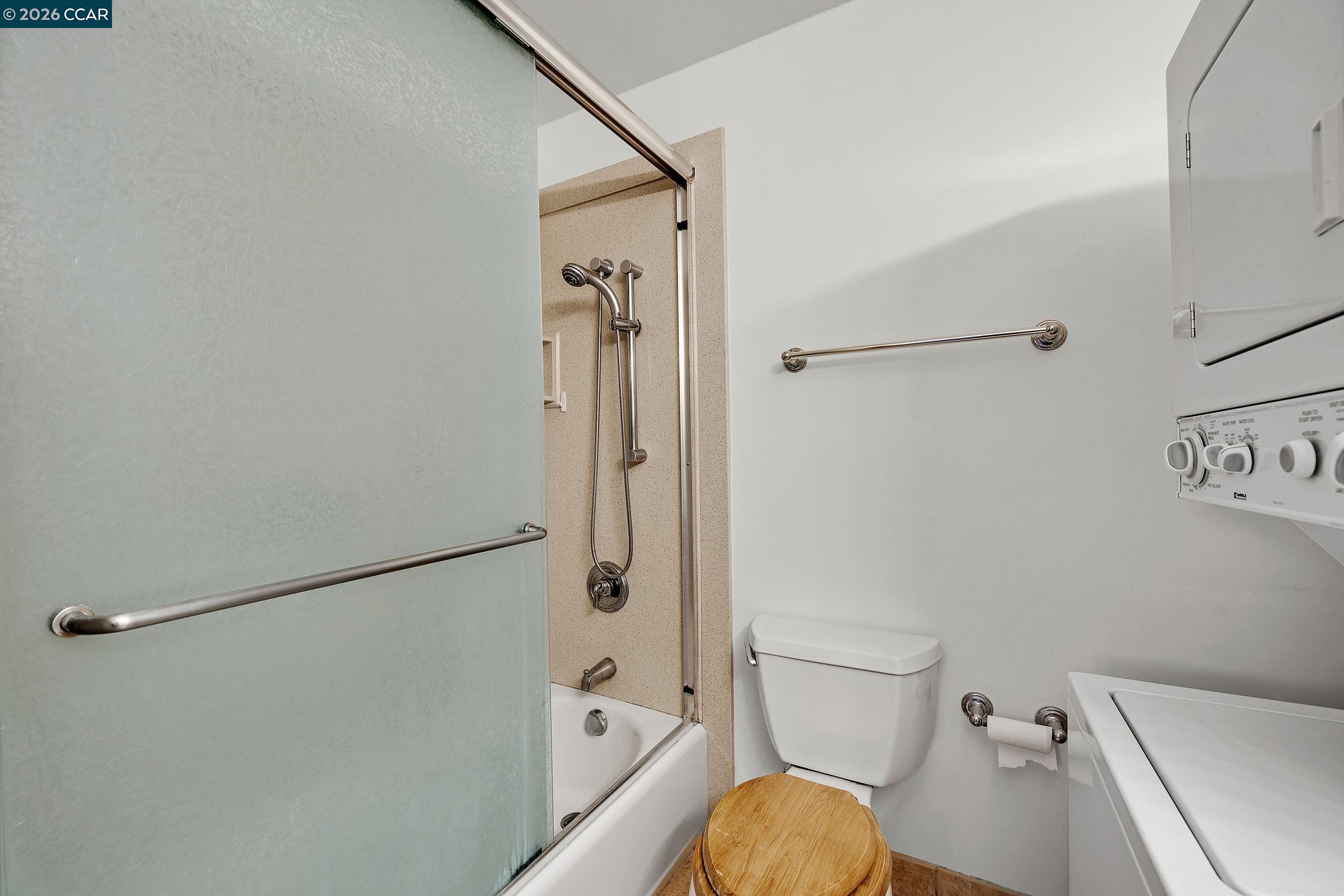 Photo #10: 41120033 Listing: Photo #10