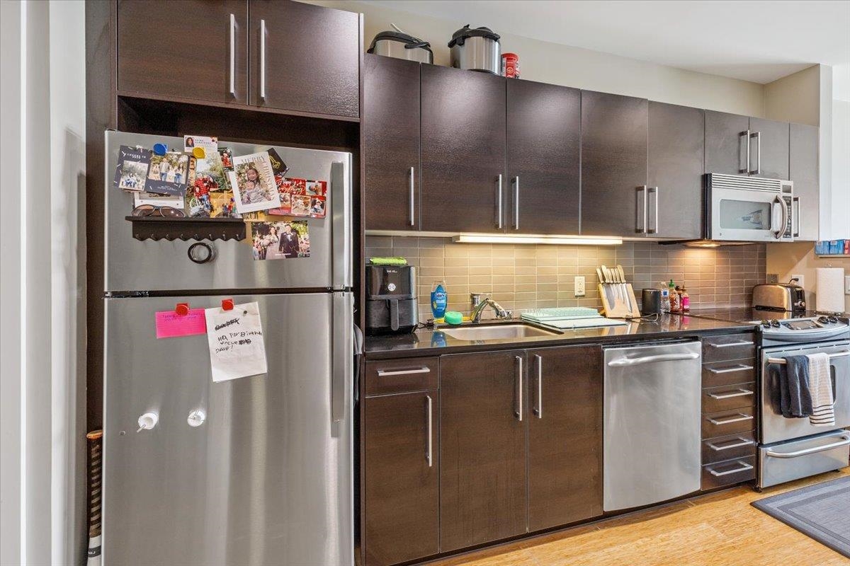 Photo #8: 41120034 Listing: Photo #8