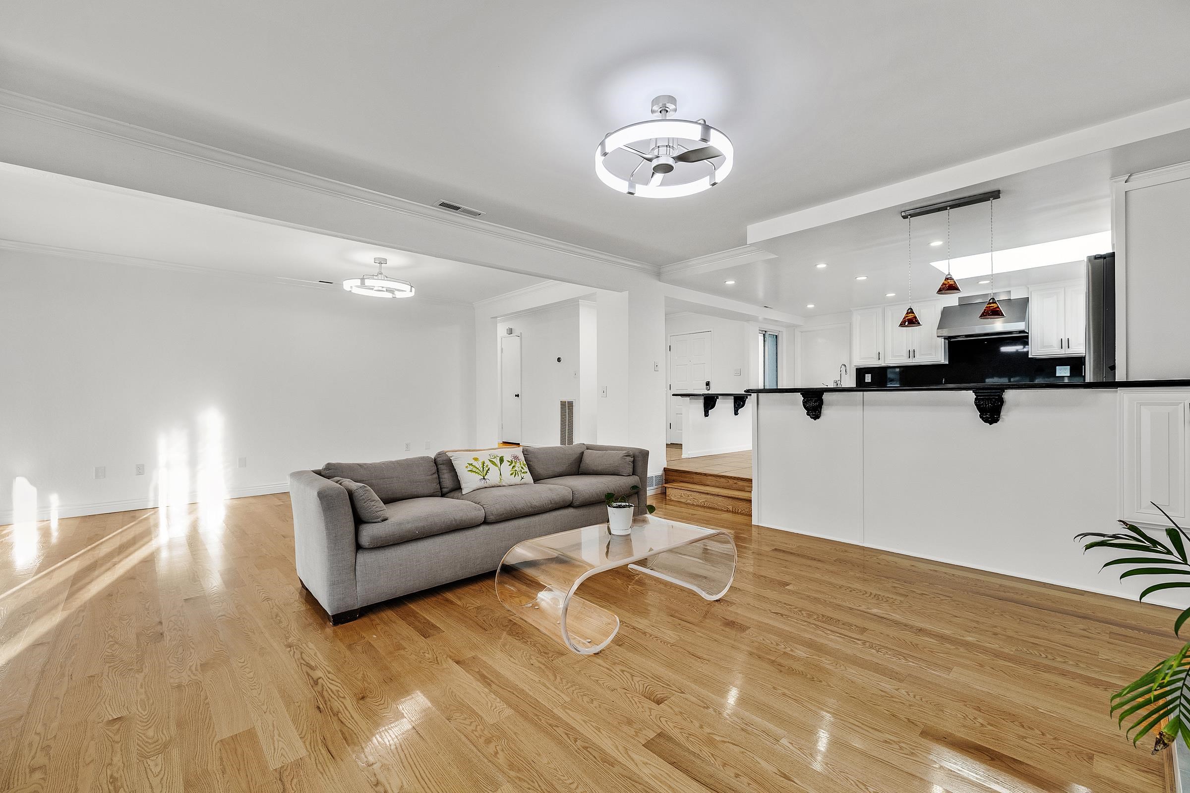 Detail Gallery Image 10 of 35 For 4347 San Juan Ave, Fremont,  CA 94536 - 5 Beds | 2 Baths