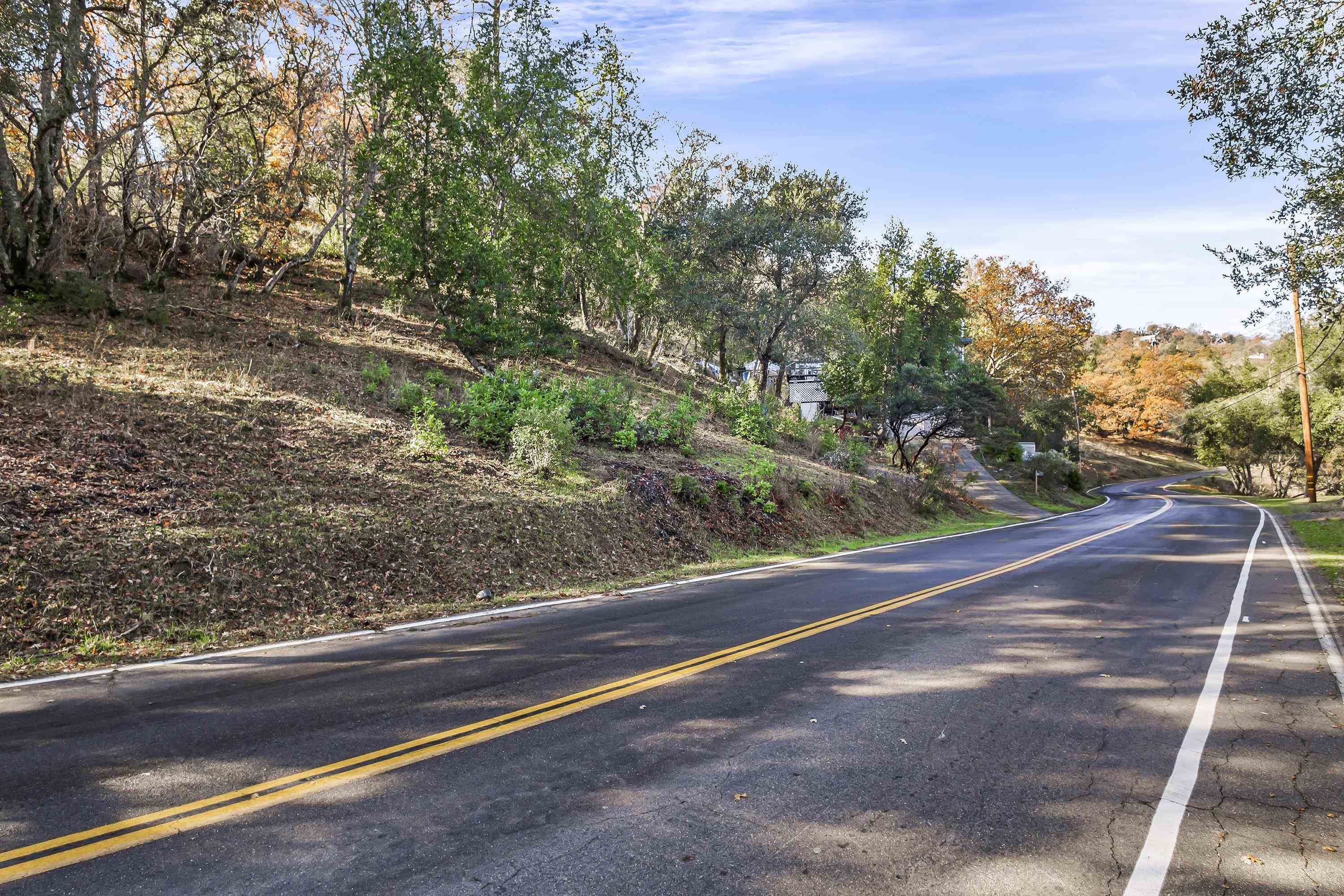 Detail Gallery Image 5 of 39 For 78 Circle Oaks Drive, Napa,  CA 94558 - – Beds | – Baths