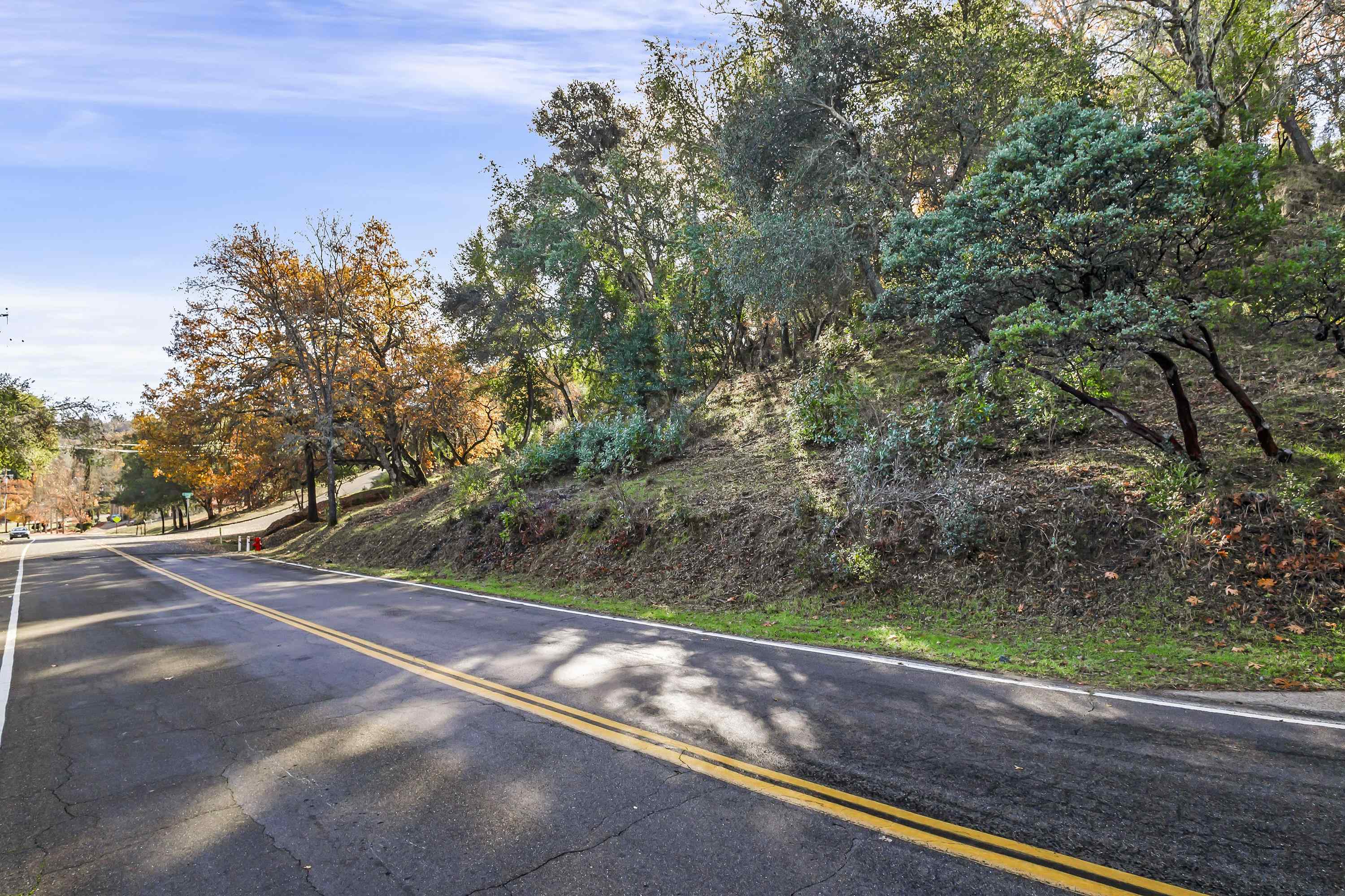 Detail Gallery Image 6 of 39 For 78 Circle Oaks Drive, Napa,  CA 94558 - – Beds | – Baths