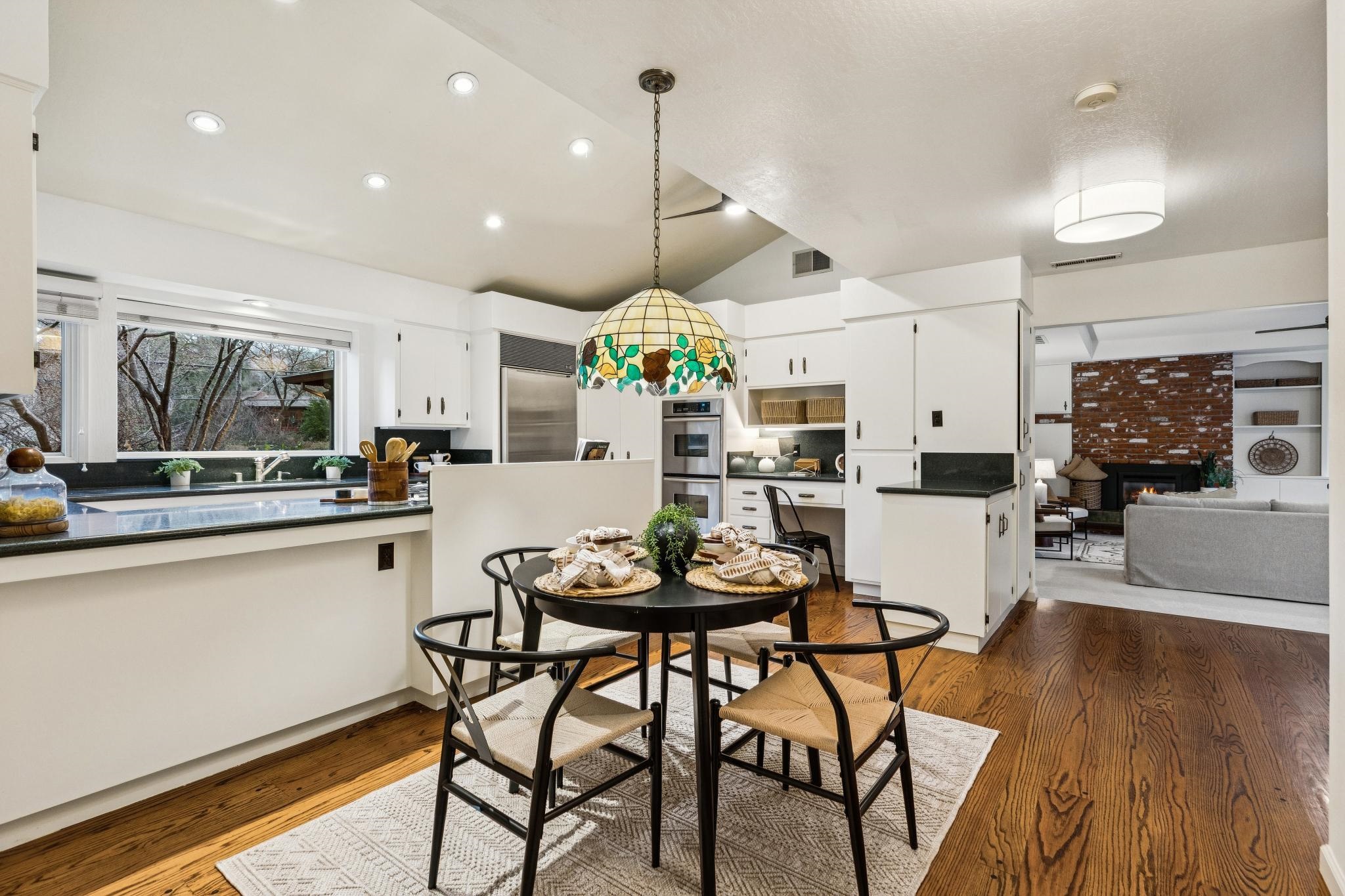 Detail Gallery Image 13 of 57 For 411 La Vista Rd, Walnut Creek,  CA 94598 - 4 Beds | 3 Baths