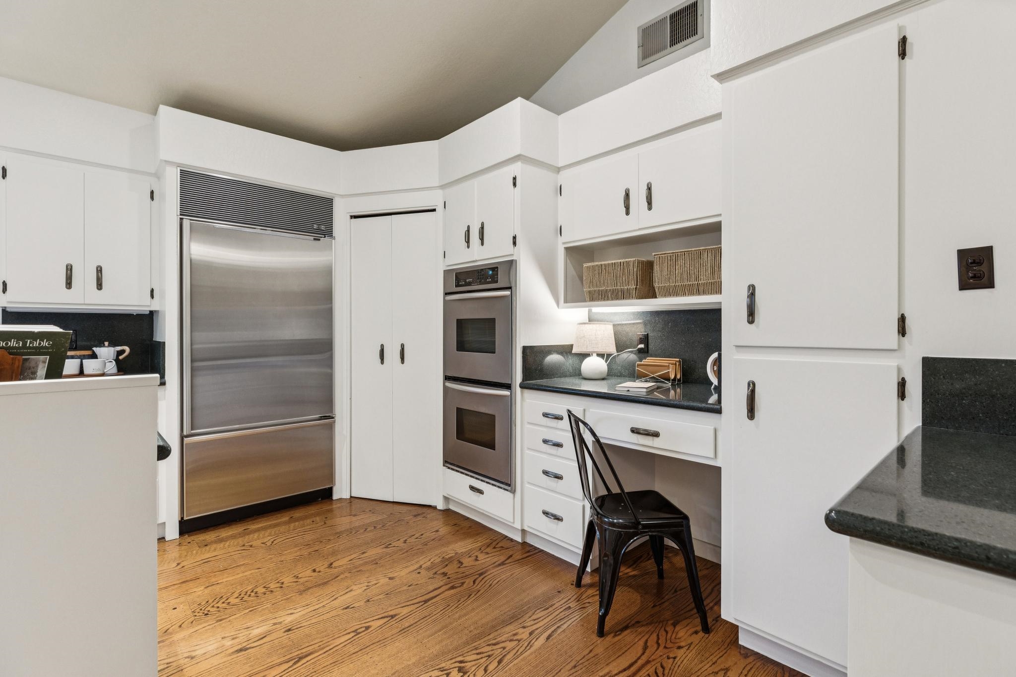 Detail Gallery Image 14 of 57 For 411 La Vista Rd, Walnut Creek,  CA 94598 - 4 Beds | 3 Baths