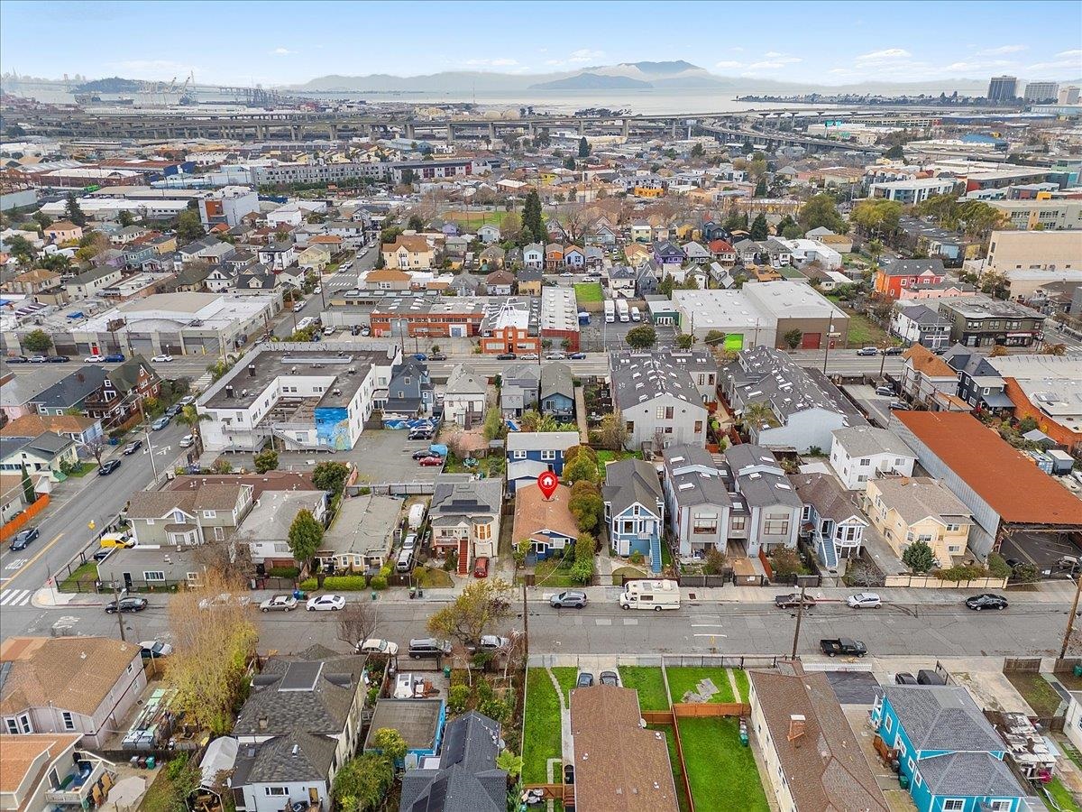 Detail Gallery Image 21 of 23 For 3029 Chestnut St, Oakland,  CA 94608 - – Beds | – Baths