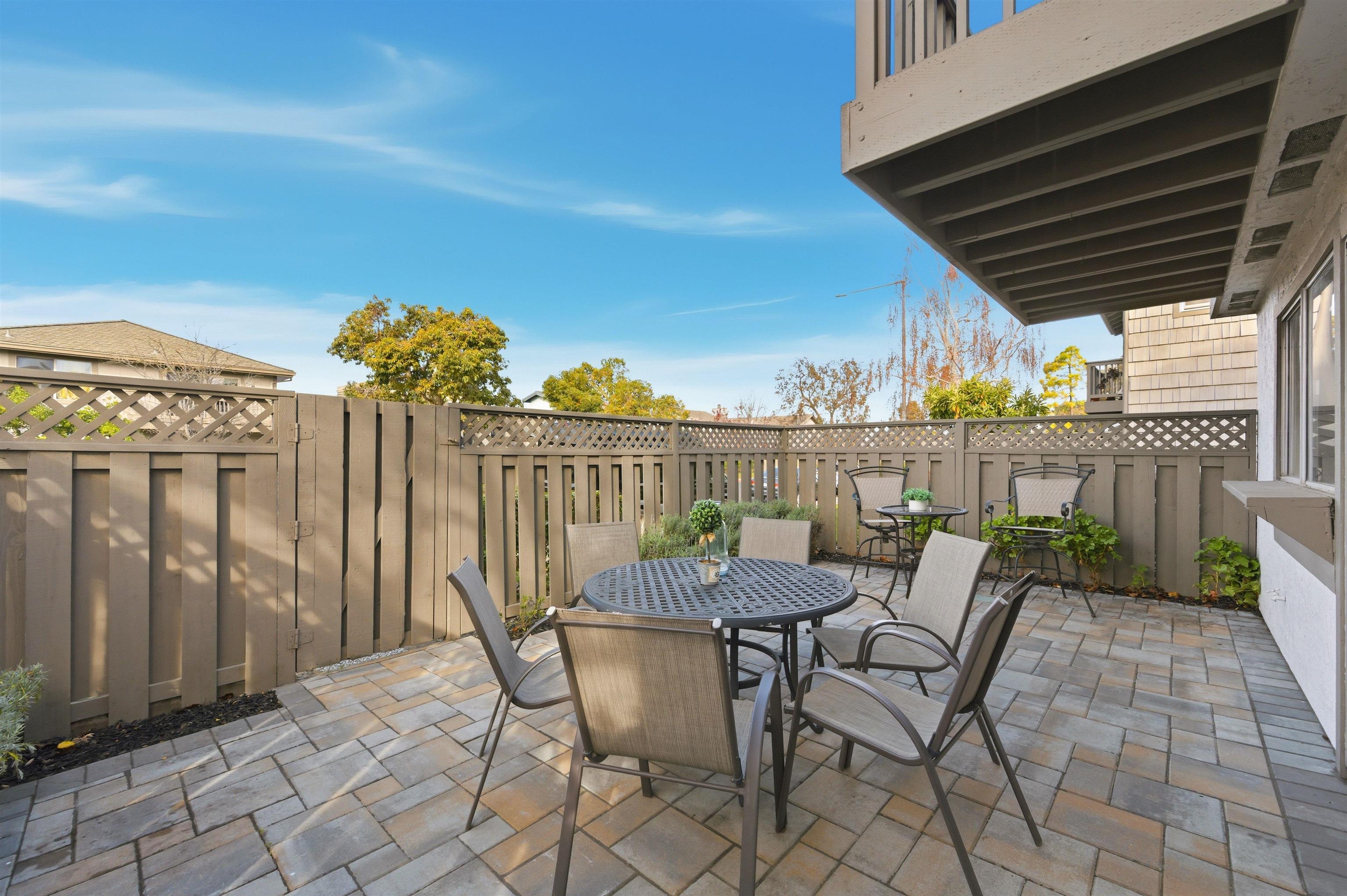 Detail Gallery Image 36 of 54 For 842 Erickson Ln, Foster City,  CA 94404 - 4 Beds | 2/1 Baths