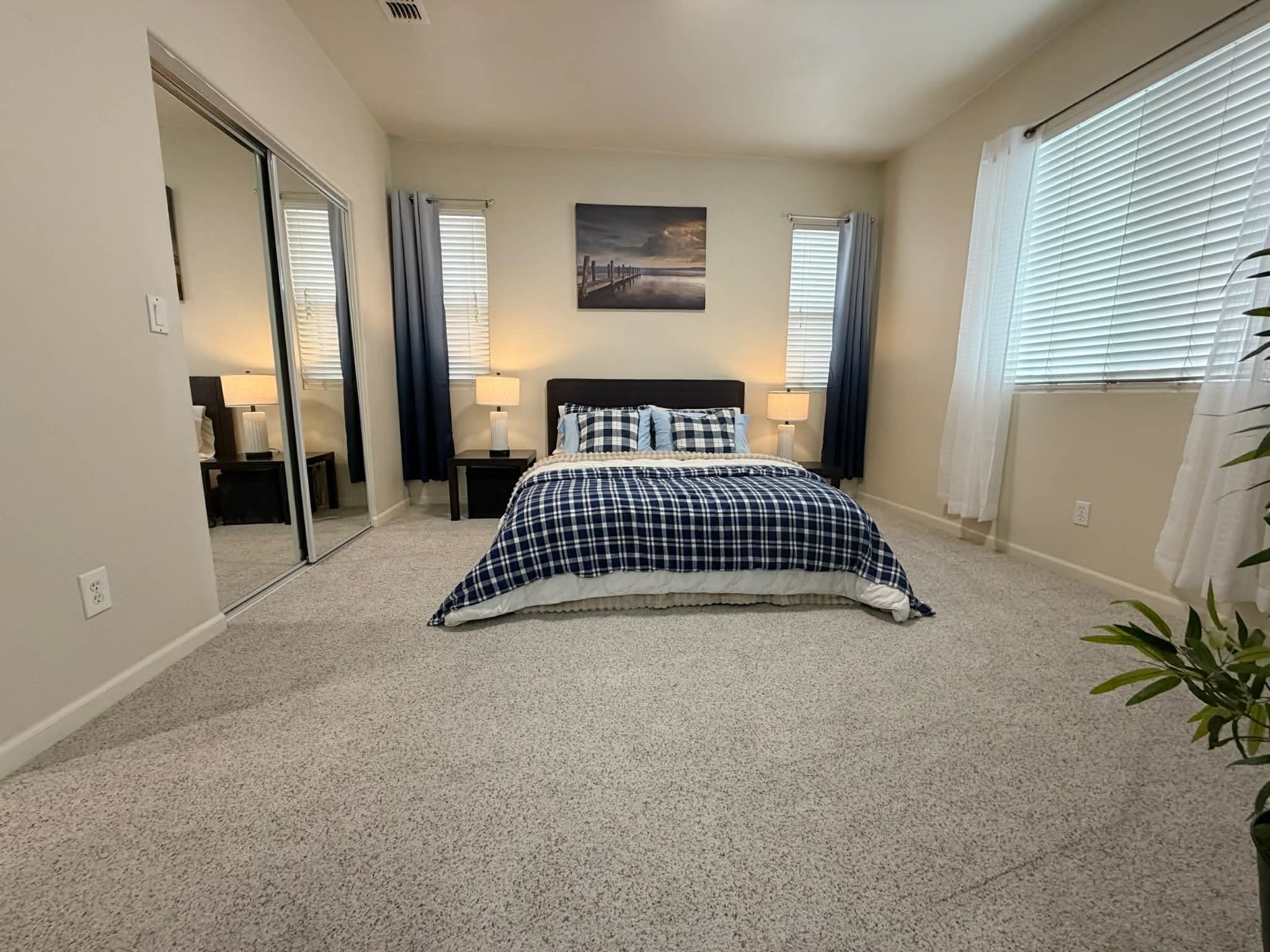 Detail Gallery Image 14 of 26 For 556 Heritage Cir, San Lorenzo,  CA 94580 - 4 Beds | 2/1 Baths