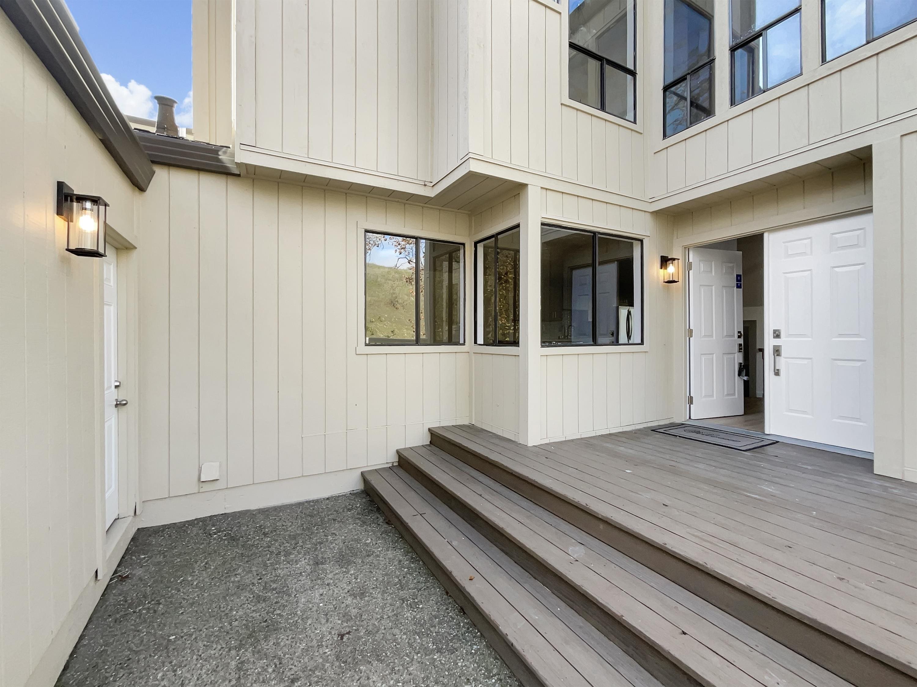 Detail Gallery Image 39 of 45 For 1861 Lamplight Ct, Walnut Creek,  CA 94597 - 3 Beds | 2/1 Baths