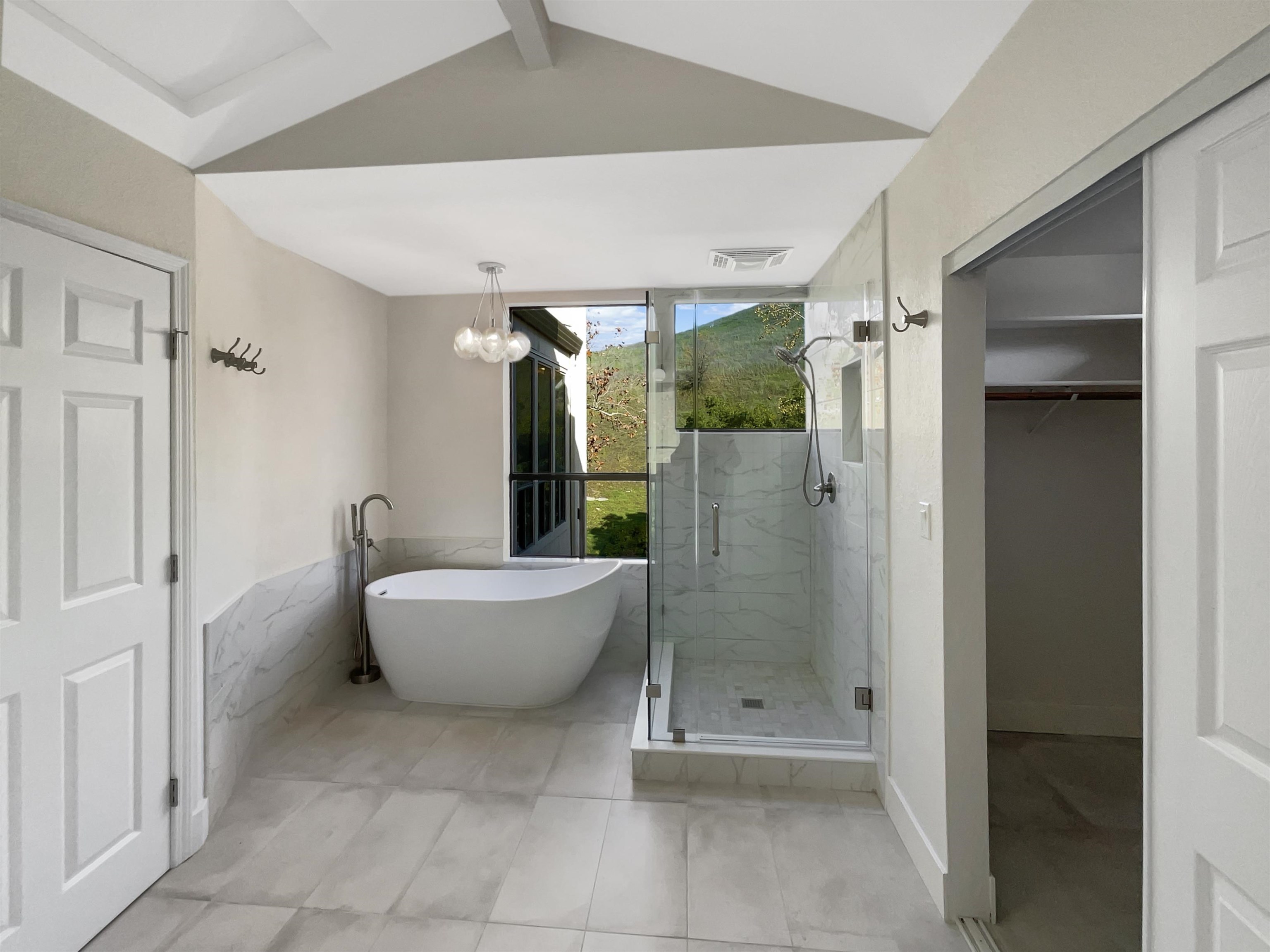 Detail Gallery Image 6 of 45 For 1861 Lamplight Ct, Walnut Creek,  CA 94597 - 3 Beds | 2/1 Baths