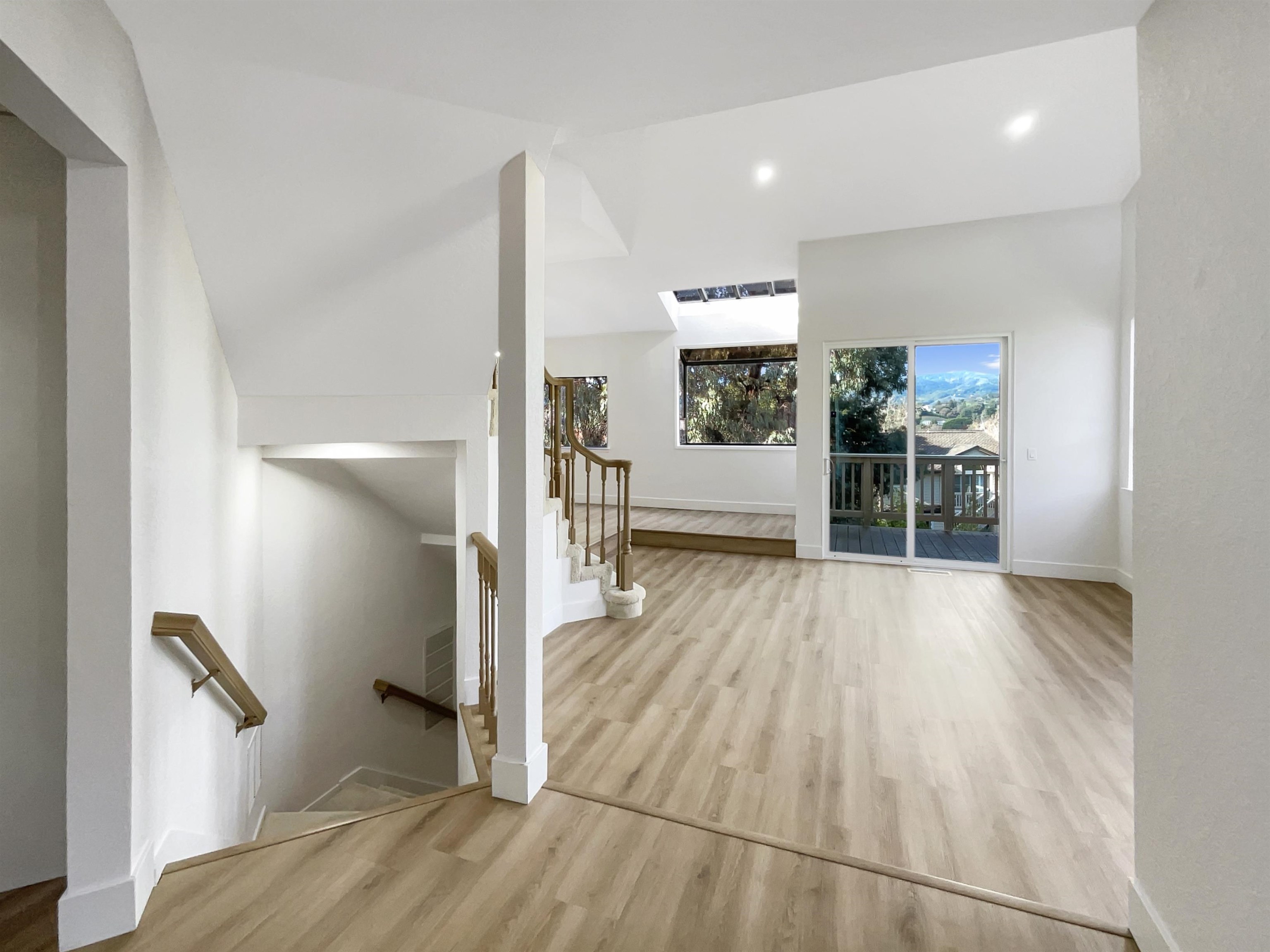 Detail Gallery Image 7 of 45 For 1861 Lamplight Ct, Walnut Creek,  CA 94597 - 3 Beds | 2/1 Baths