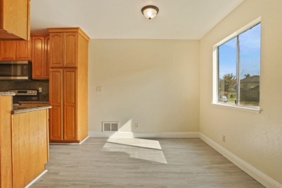 Photo #5: 41120055 Listing: Photo #5