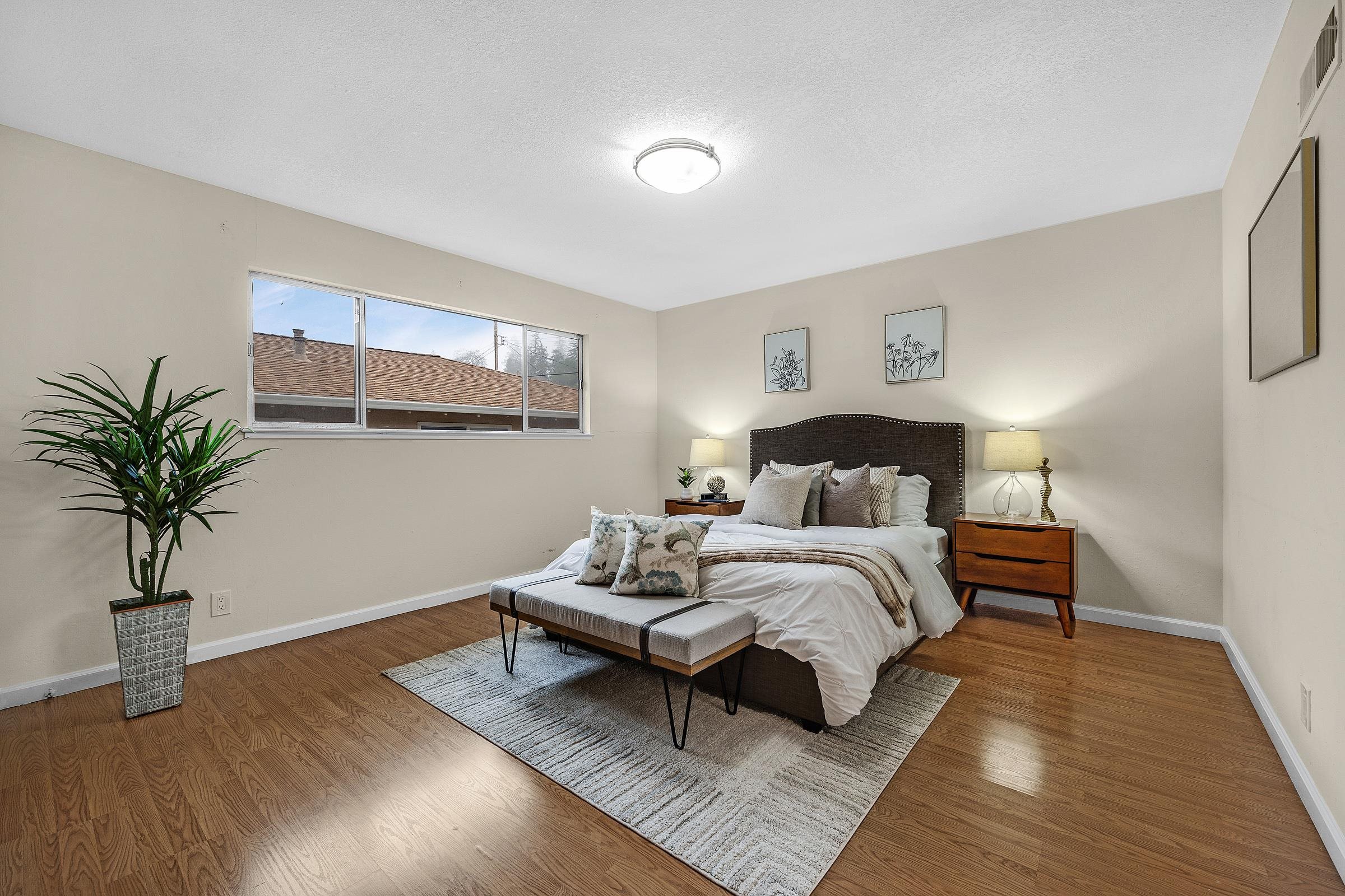 Detail Gallery Image 12 of 34 For 550 Blue Ridge Dr, Martinez,  CA 94553 - 4 Beds | 2 Baths