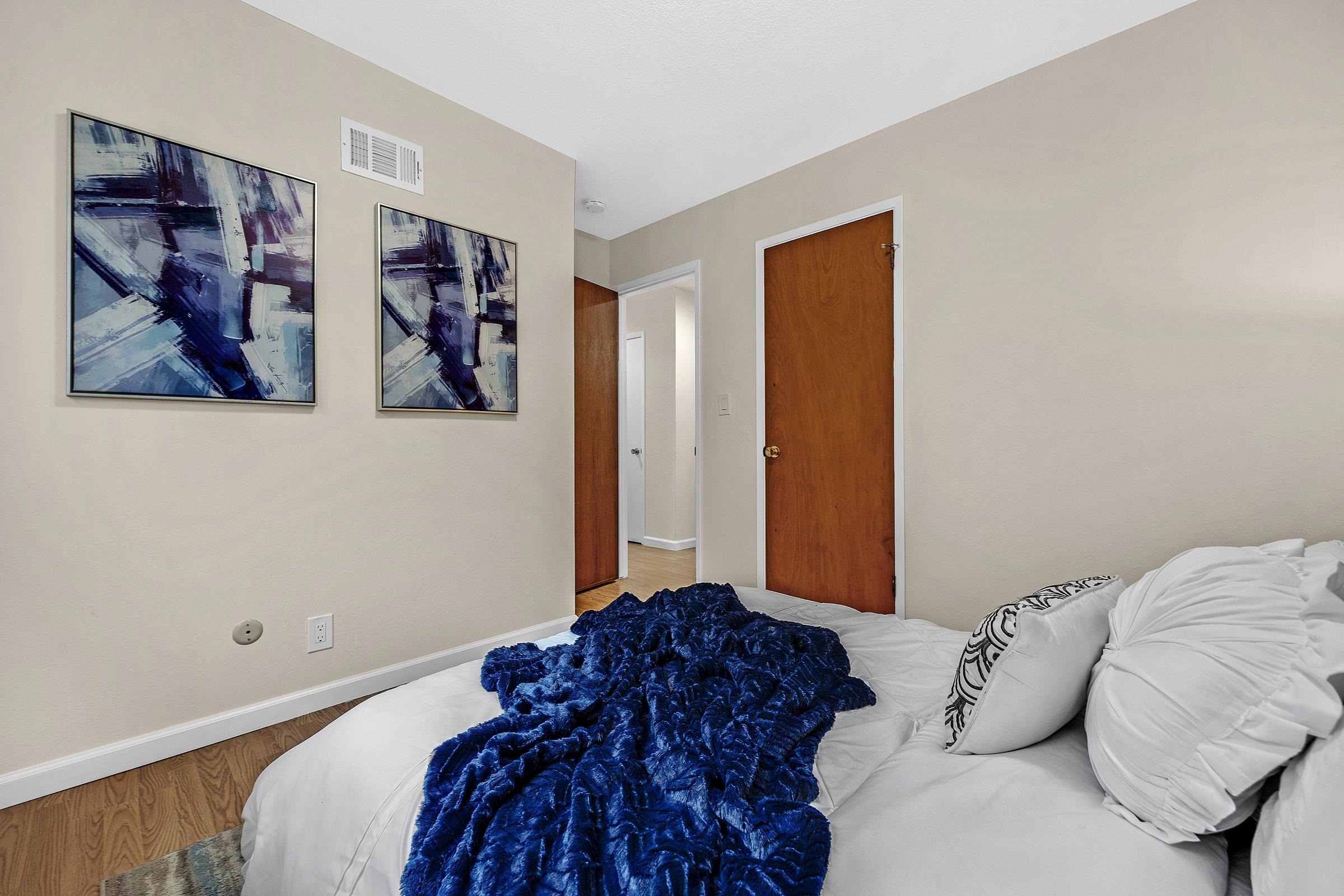 Detail Gallery Image 16 of 34 For 550 Blue Ridge Dr, Martinez,  CA 94553 - 4 Beds | 2 Baths