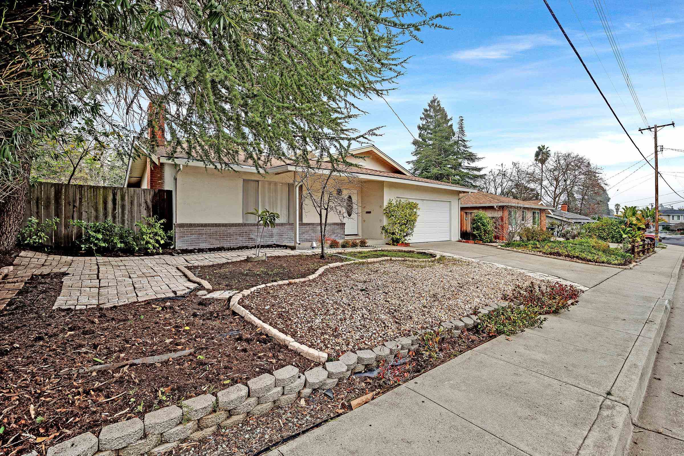 Detail Gallery Image 31 of 34 For 550 Blue Ridge Dr, Martinez,  CA 94553 - 4 Beds | 2 Baths