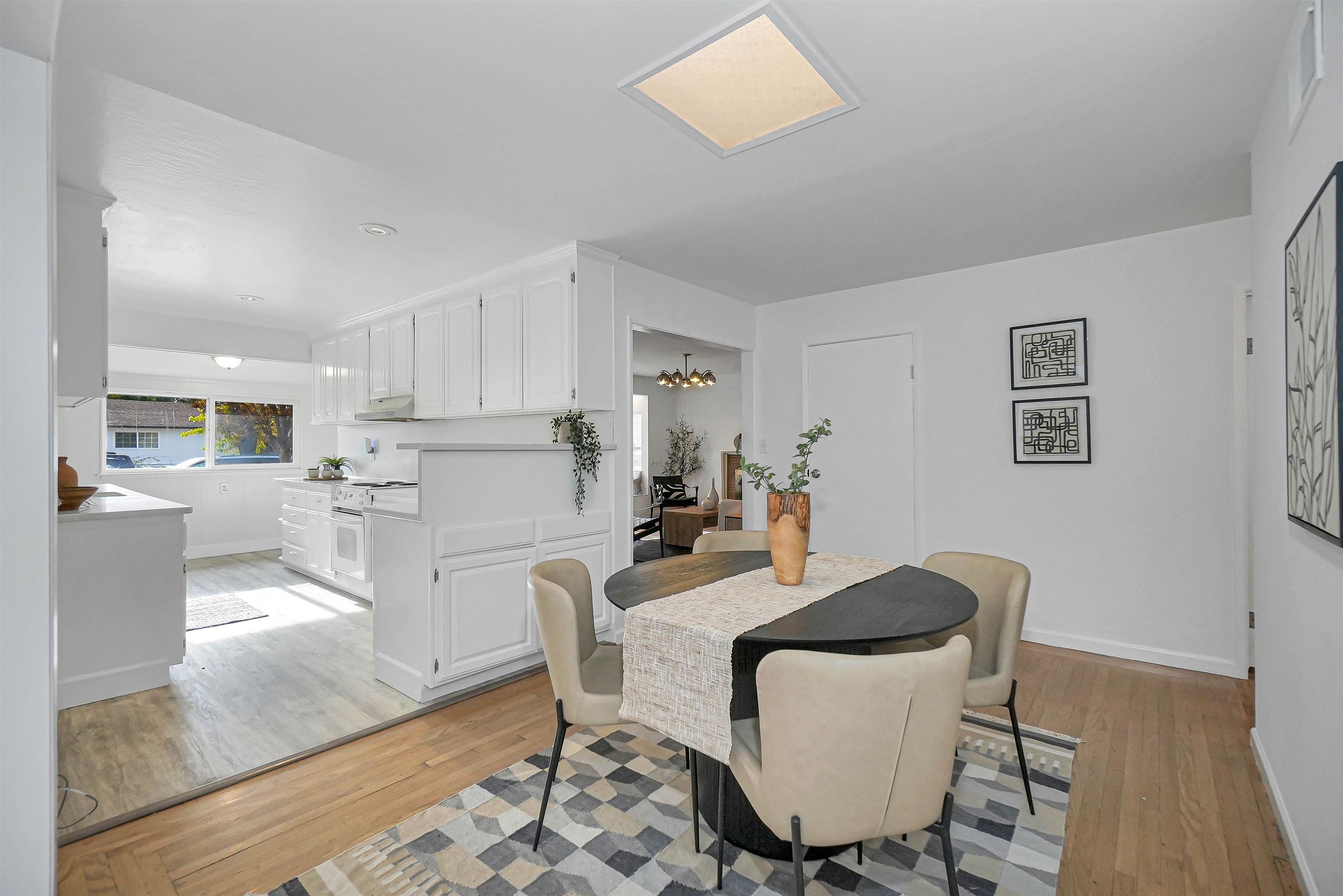 Detail Gallery Image 11 of 38 For 23735 Nevada Rd, Hayward,  CA 94541 - 3 Beds | 2 Baths