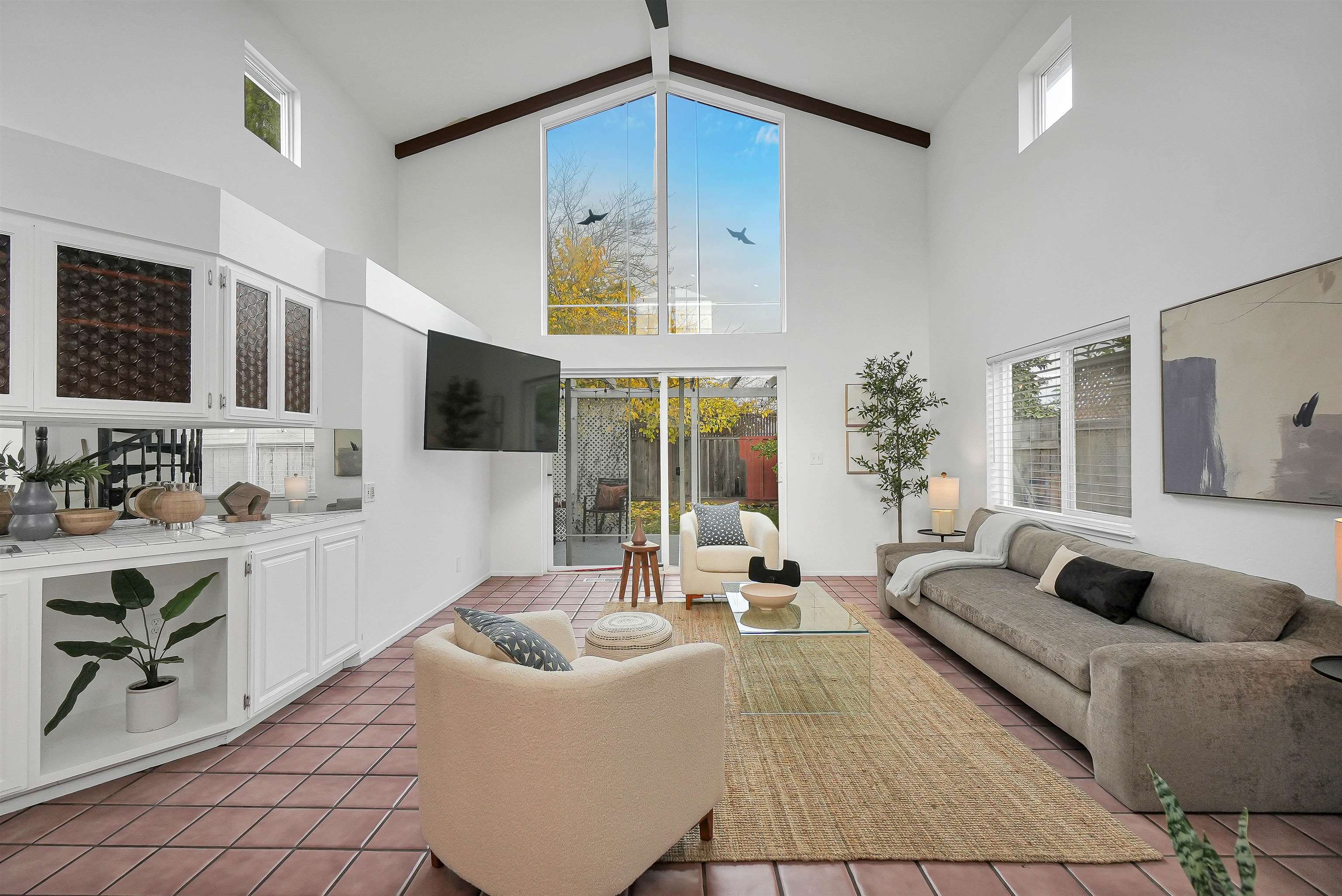 Detail Gallery Image 16 of 38 For 23735 Nevada Rd, Hayward,  CA 94541 - 3 Beds | 2 Baths