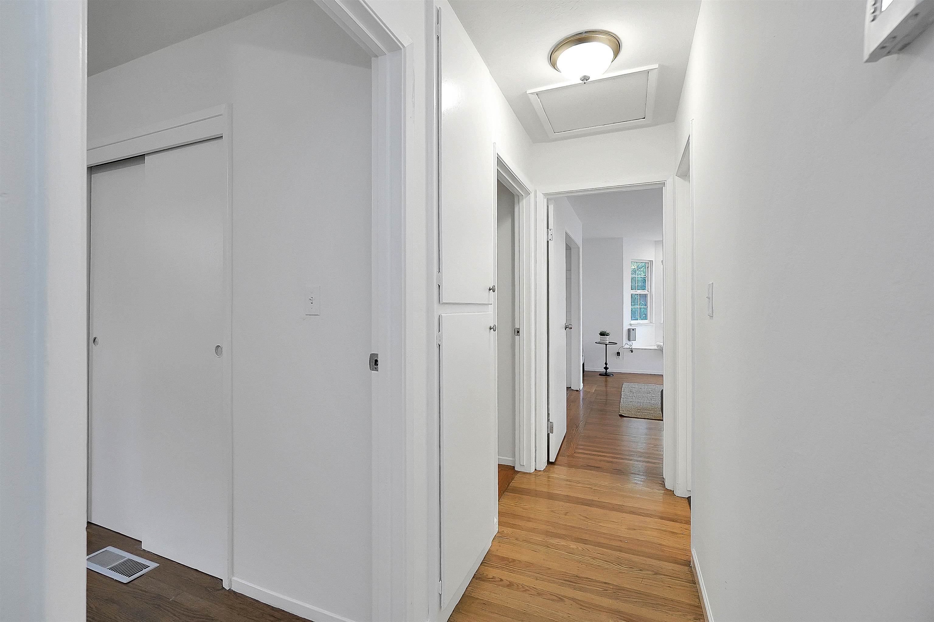 Detail Gallery Image 20 of 38 For 23735 Nevada Rd, Hayward,  CA 94541 - 3 Beds | 2 Baths