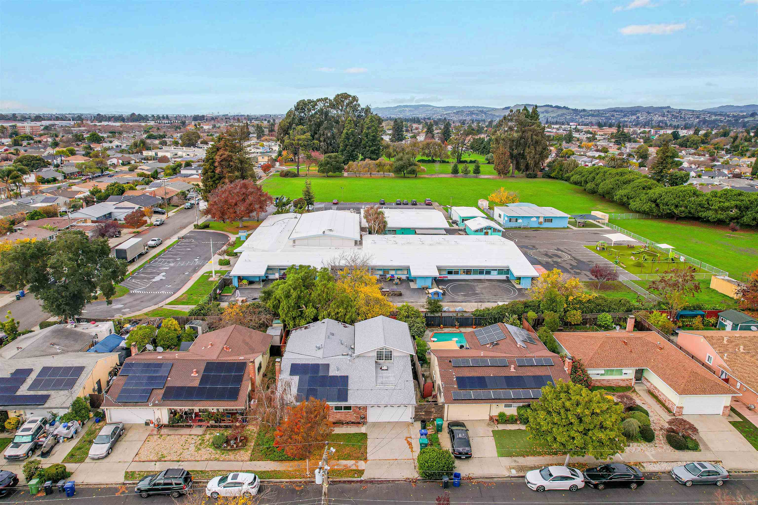 Detail Gallery Image 33 of 38 For 23735 Nevada Rd, Hayward,  CA 94541 - 3 Beds | 2 Baths