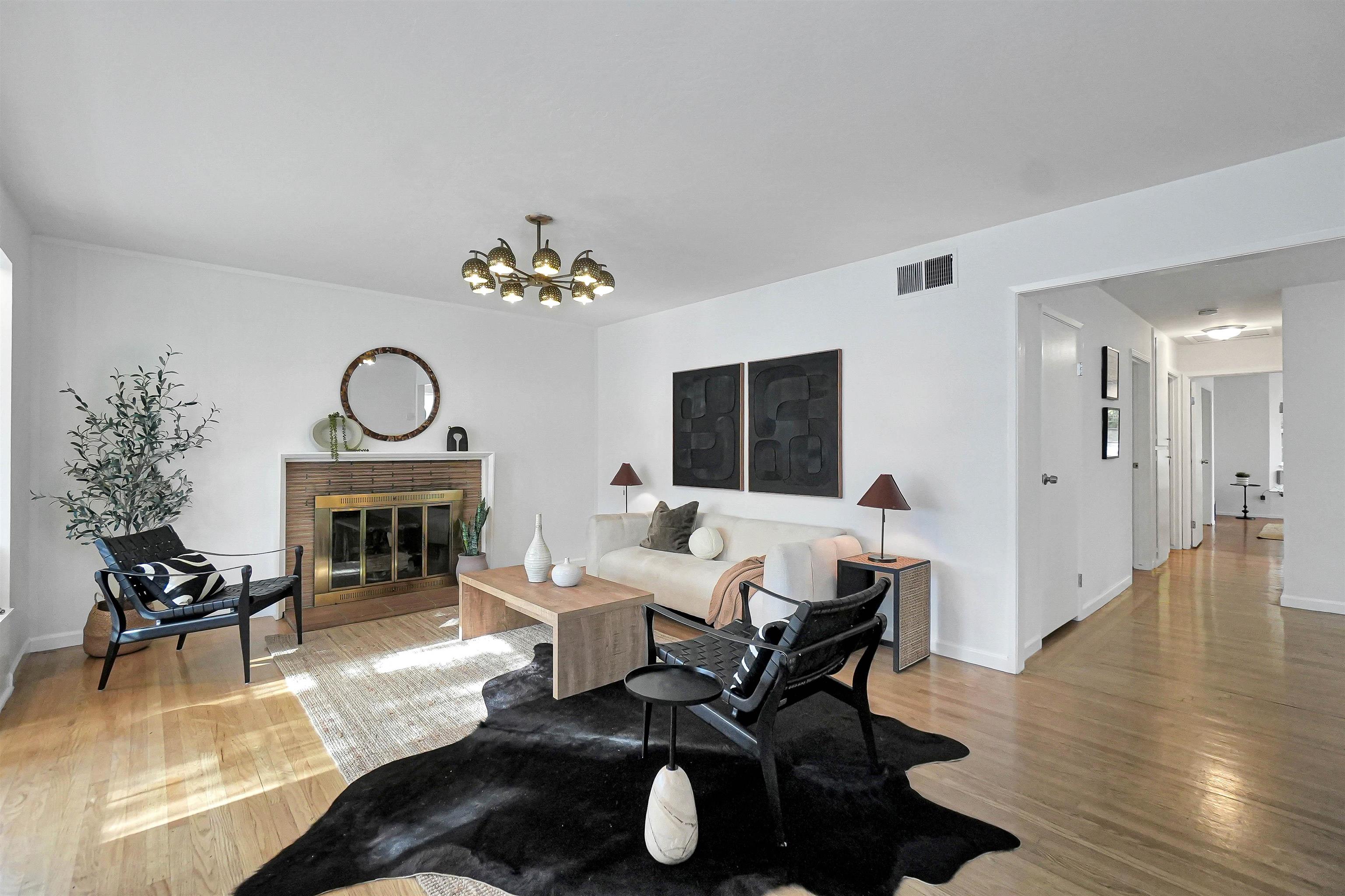 Detail Gallery Image 6 of 38 For 23735 Nevada Rd, Hayward,  CA 94541 - 3 Beds | 2 Baths