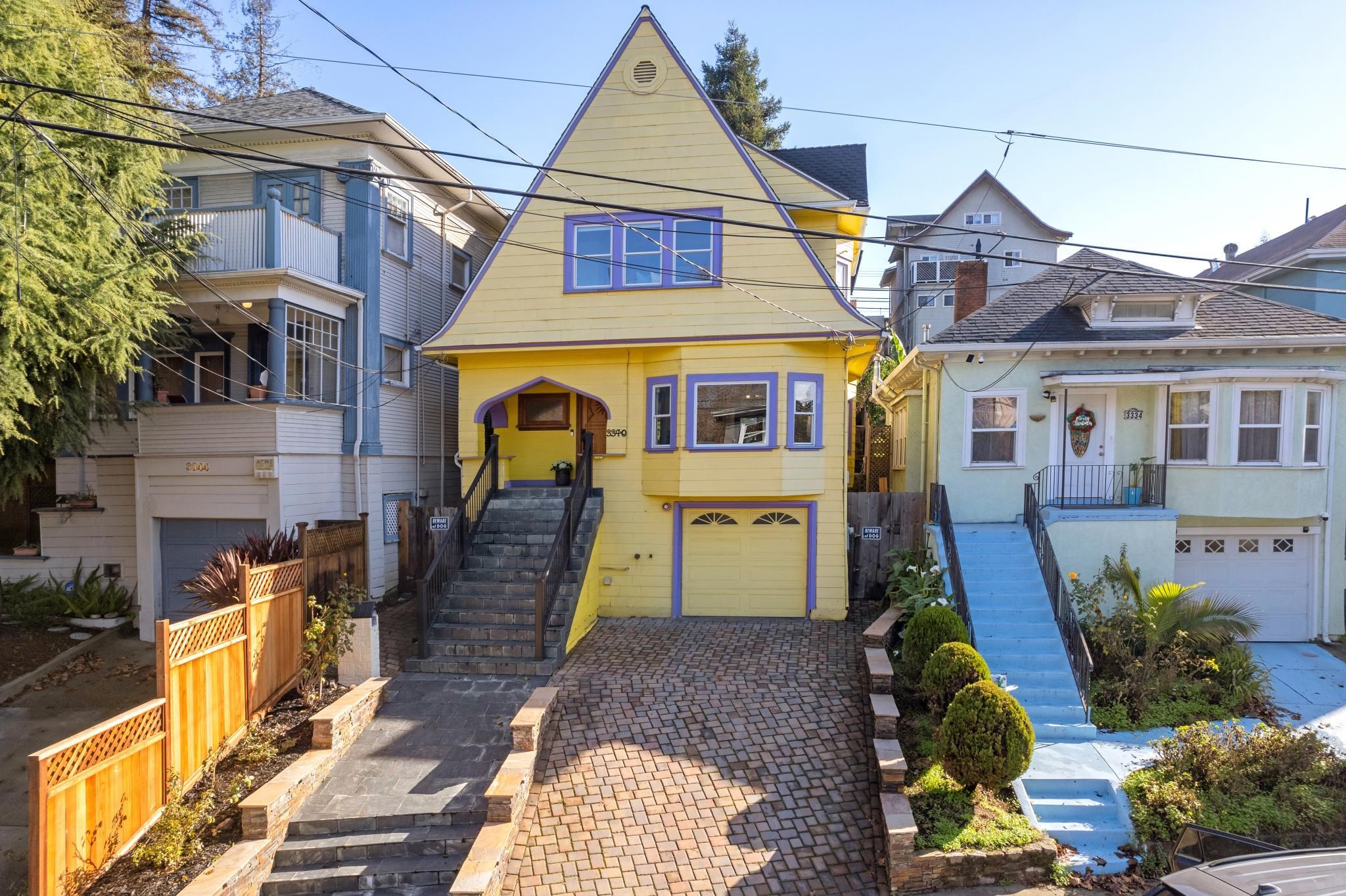 Detail Gallery Image 2 of 46 For 3340 Harrison St, Oakland,  CA 94611 - 3 Beds | 2 Baths