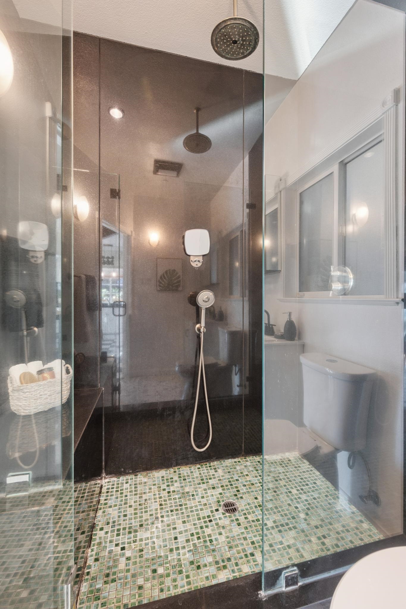 Detail Gallery Image 23 of 46 For 3340 Harrison St, Oakland,  CA 94611 - 3 Beds | 2 Baths