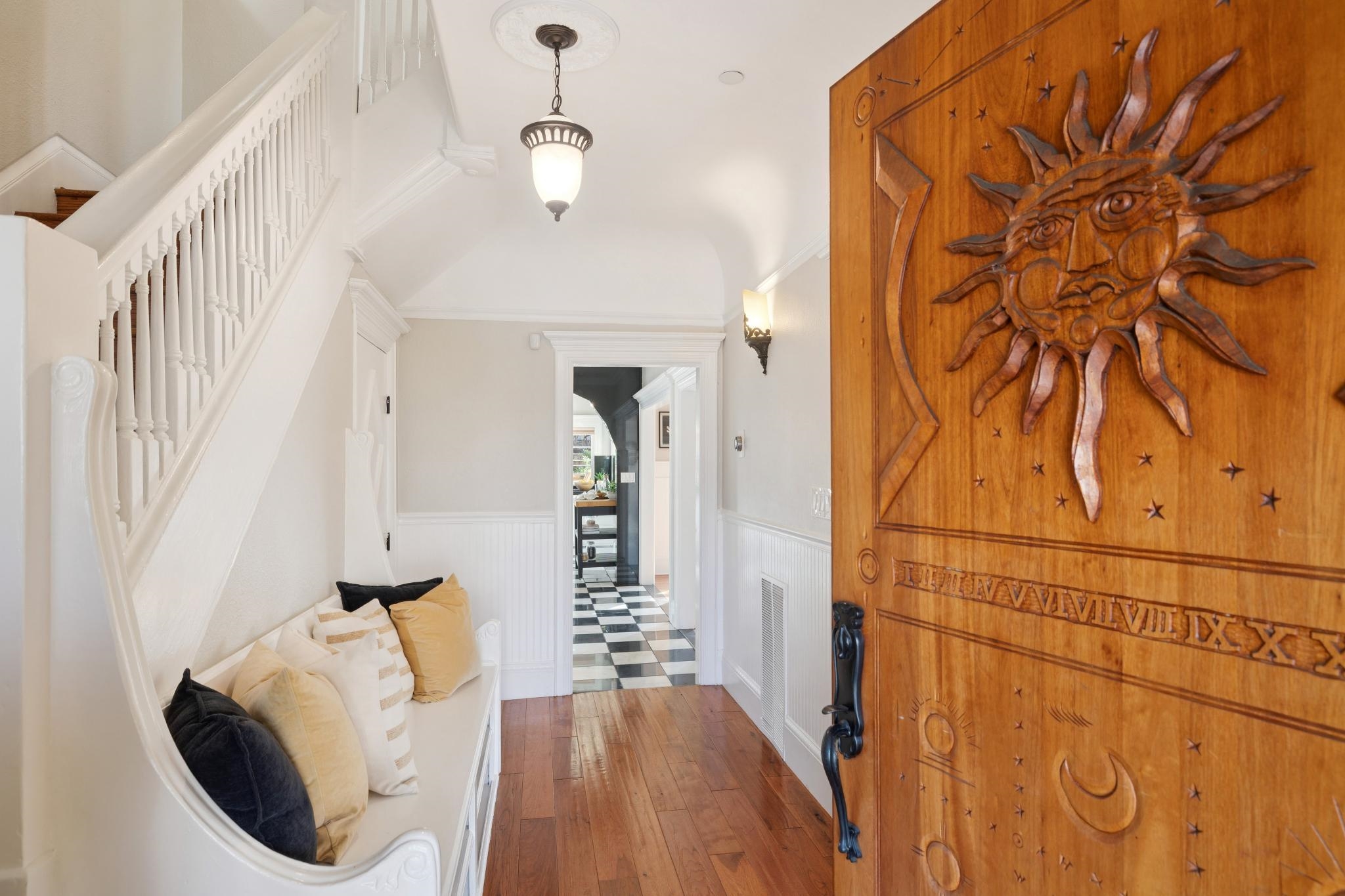 Detail Gallery Image 4 of 46 For 3340 Harrison St, Oakland,  CA 94611 - 3 Beds | 2 Baths