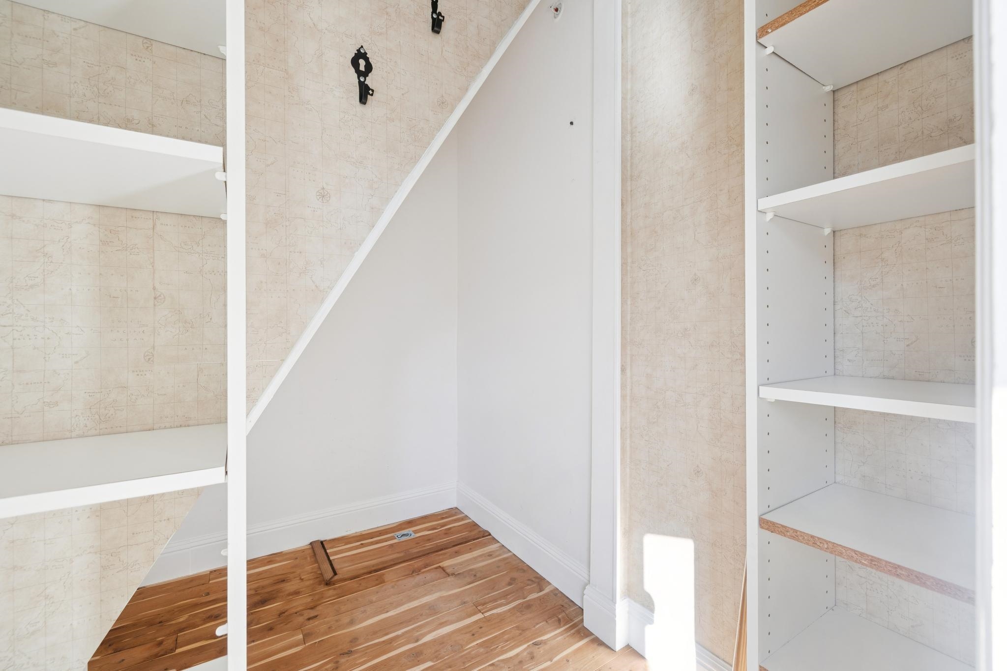 Detail Gallery Image 36 of 46 For 3340 Harrison St, Oakland,  CA 94611 - 3 Beds | 2 Baths