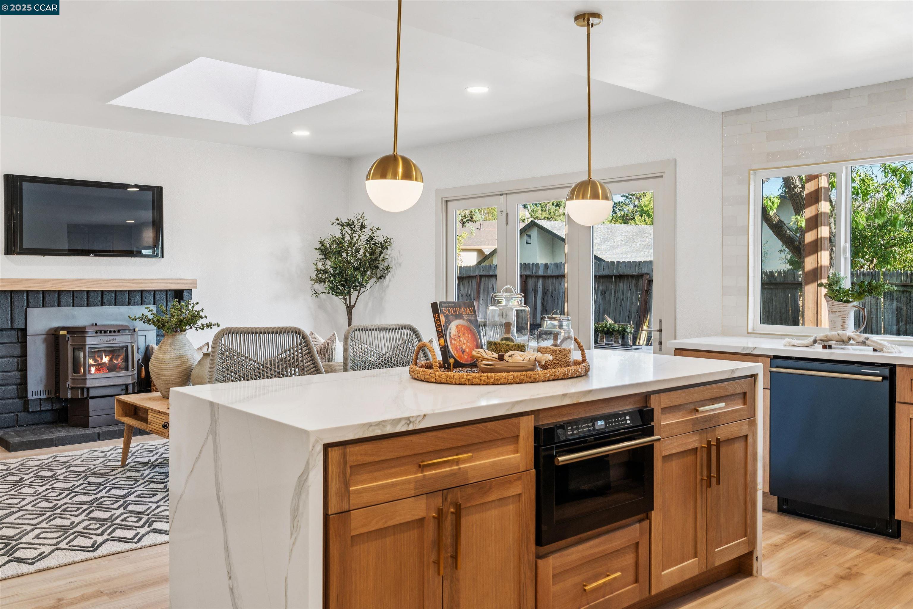 Detail Gallery Image 12 of 57 For 6 San Pedro Pl, San Ramon,  CA 94583 - 5 Beds | 3 Baths