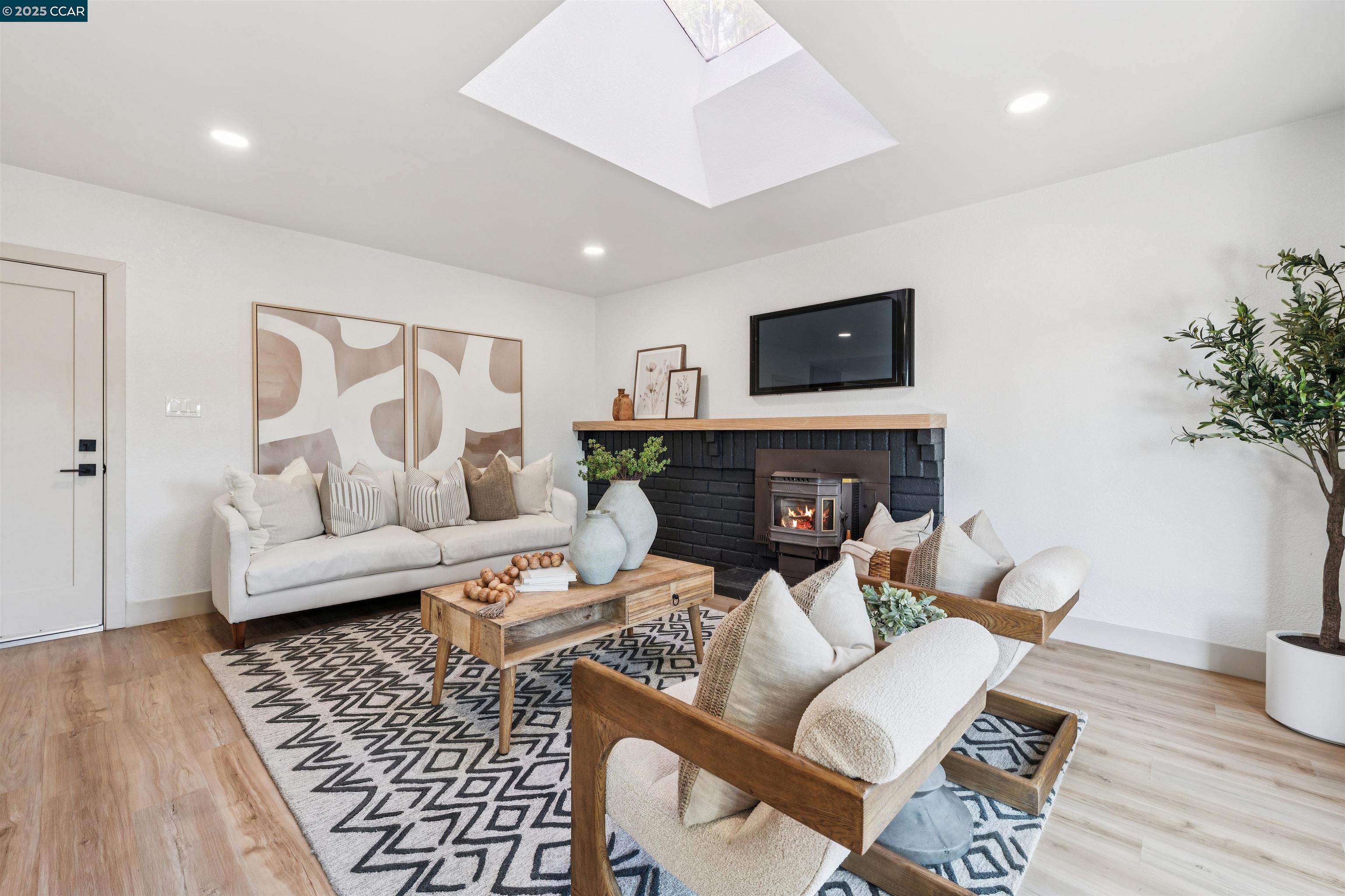 Detail Gallery Image 7 of 57 For 6 San Pedro Pl, San Ramon,  CA 94583 - 5 Beds | 3 Baths