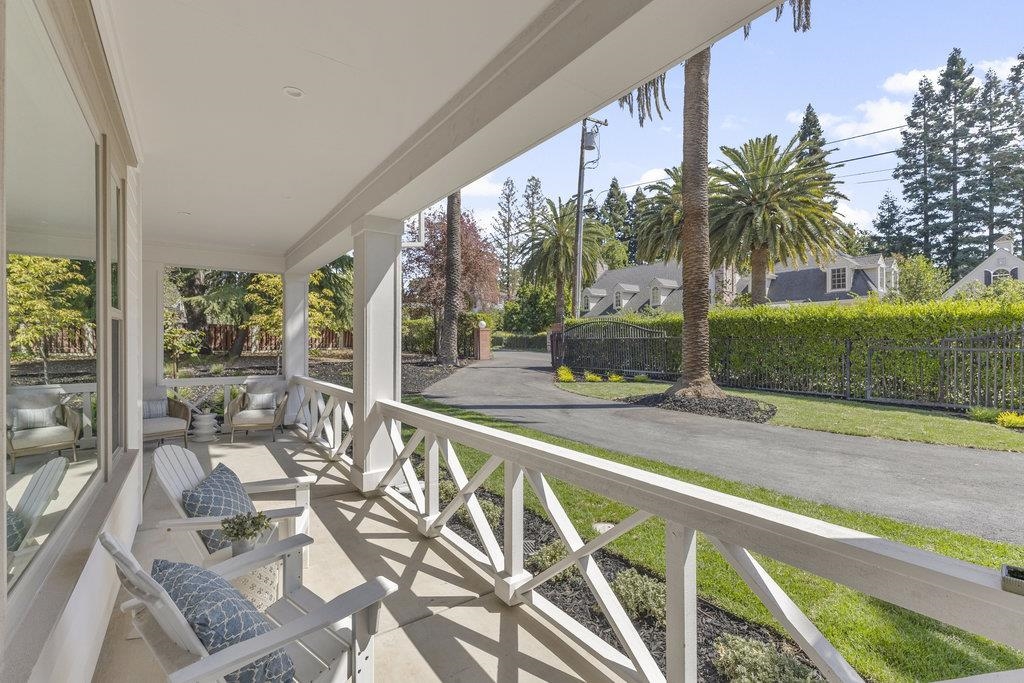 Detail Gallery Image 2 of 59 For 1953 La Cadena, Diablo,  CA 94528 - 6 Beds | 6 Baths