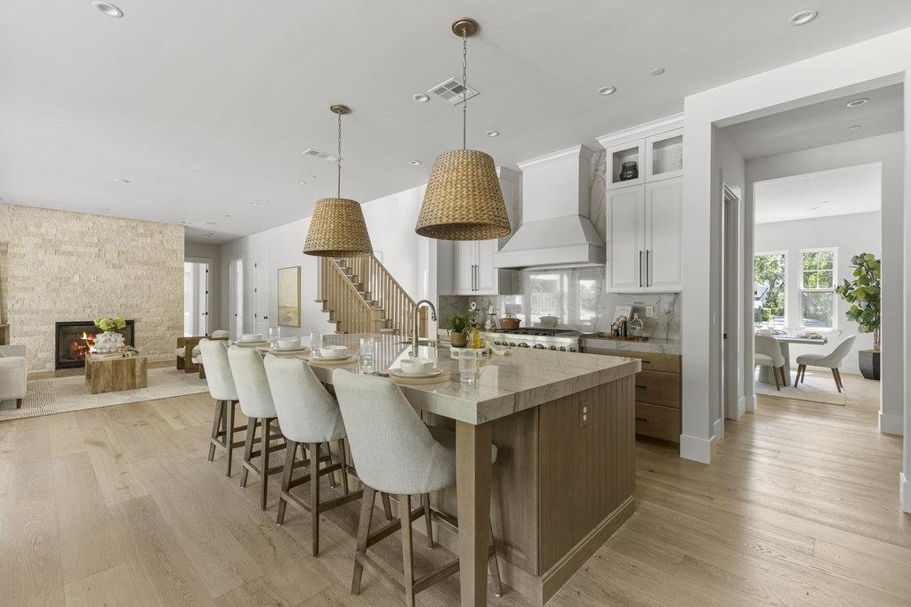 Detail Gallery Image 14 of 59 For 1953 La Cadena, Diablo,  CA 94528 - 6 Beds | 6 Baths