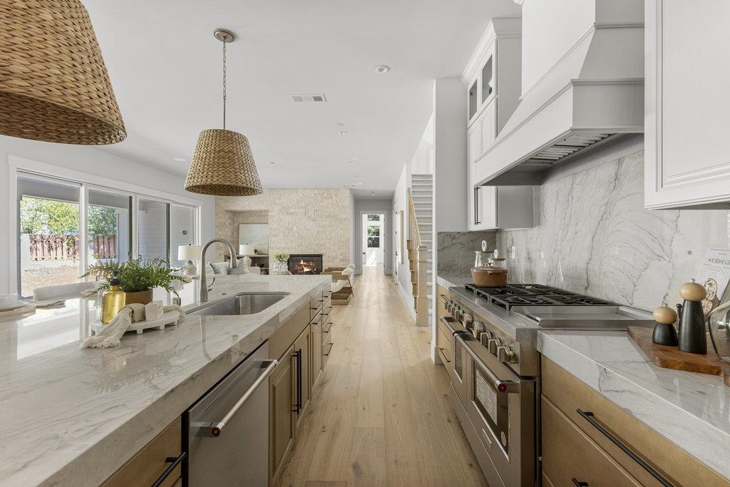 Detail Gallery Image 18 of 59 For 1953 La Cadena, Diablo,  CA 94528 - 6 Beds | 6 Baths