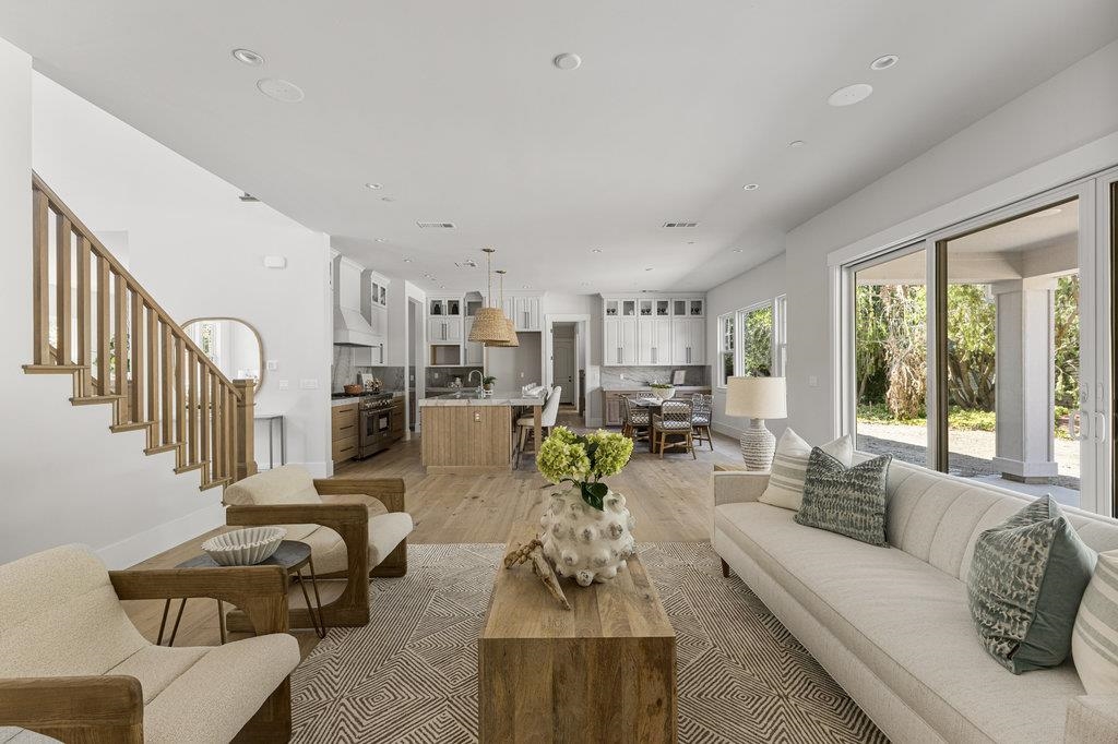 Detail Gallery Image 9 of 59 For 1953 La Cadena, Diablo,  CA 94528 - 6 Beds | 6 Baths